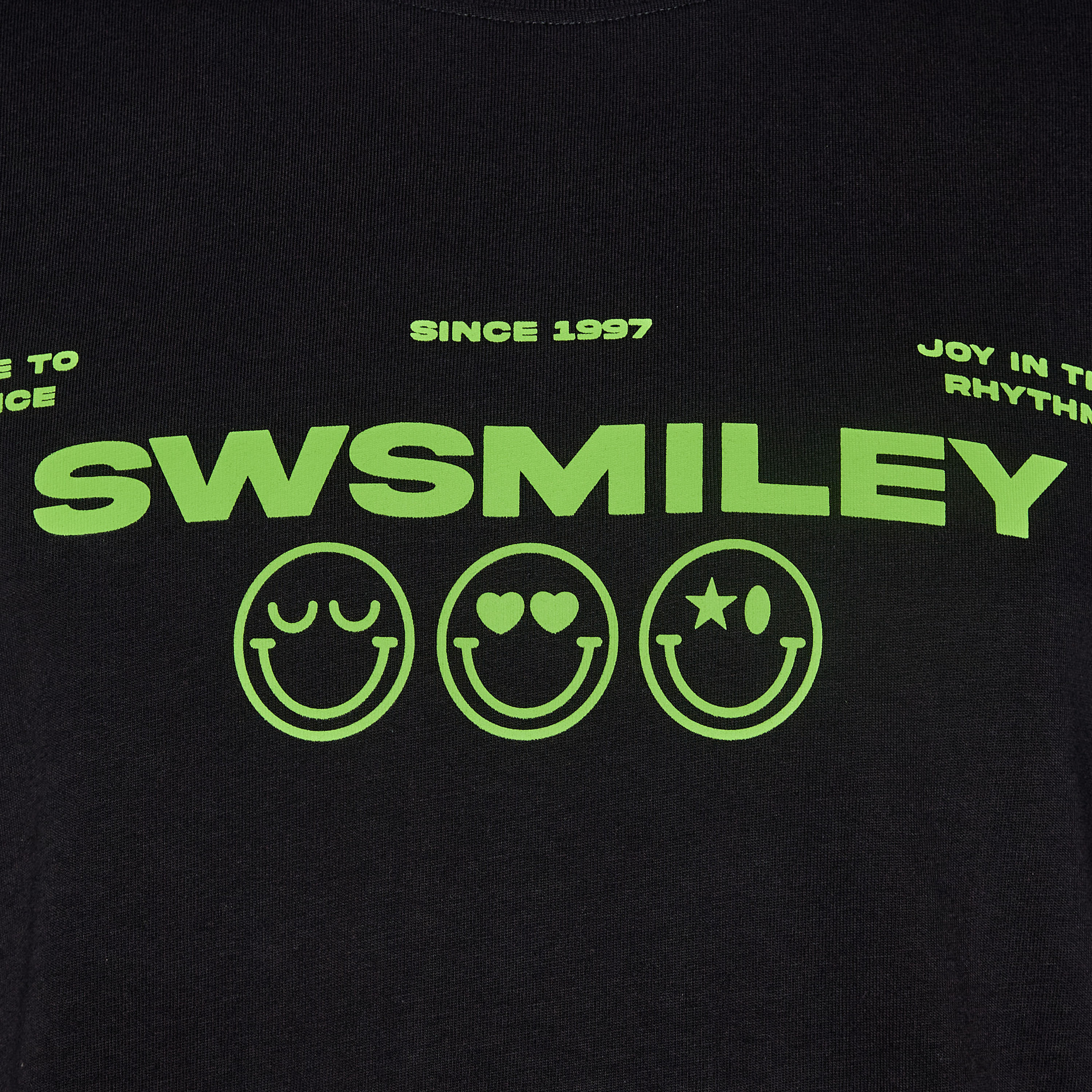 Men Regular Fit Crew Neck Short Sleeves SmileyWorld Print T-shirt-men-clothing-tshirtsandpolos-tshirts-image-2