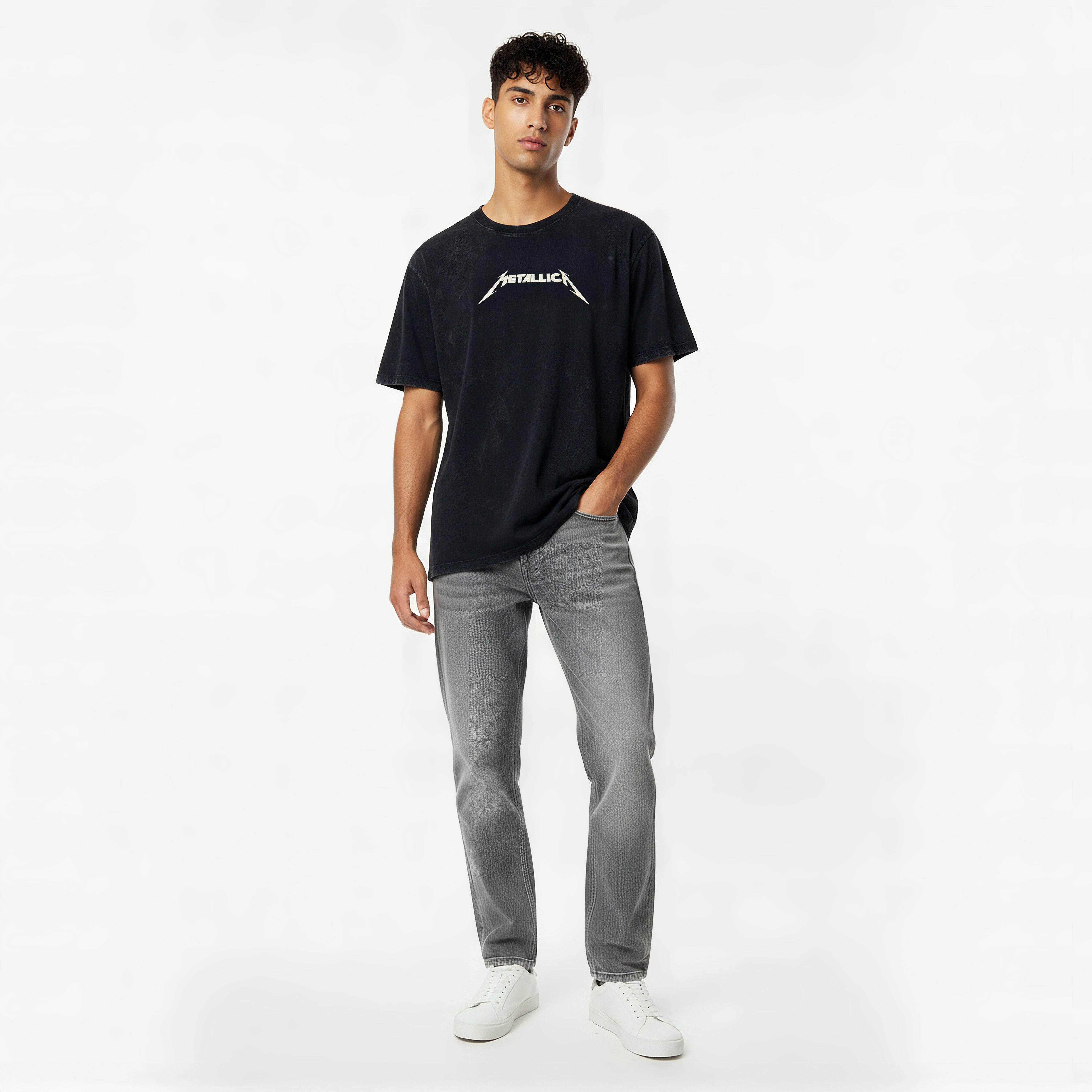 Metallica Men Relaxed Fit Crew Neck Short Sleeves T-shirt-men-clothing-tshirtsandpolos-tshirts-image-4