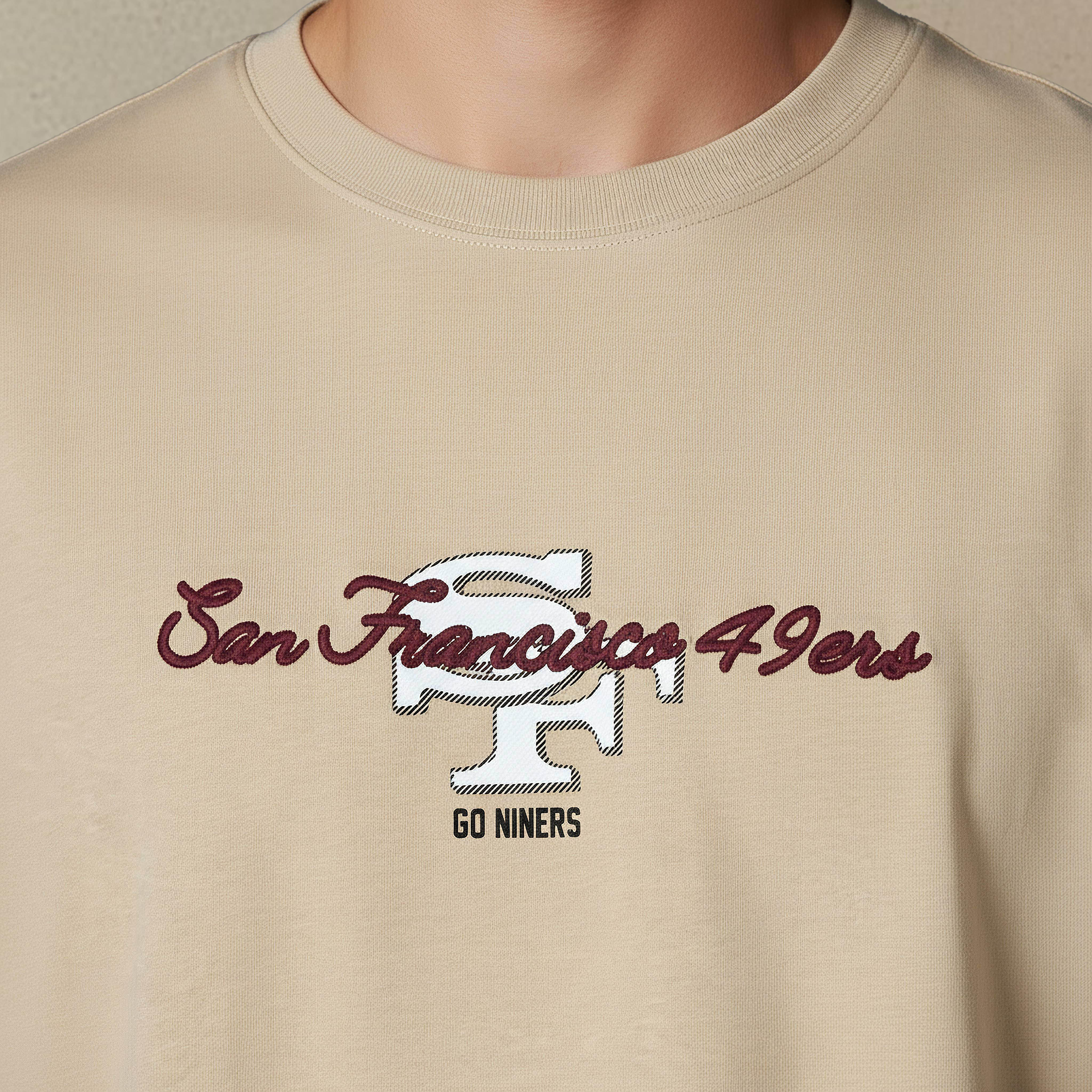 Green Bay Packers NFL Men Relaxed Fit Crew Neck Short Sleeves T-shirt-men-clothing-tshirtsandpolos-tshirts-image-4