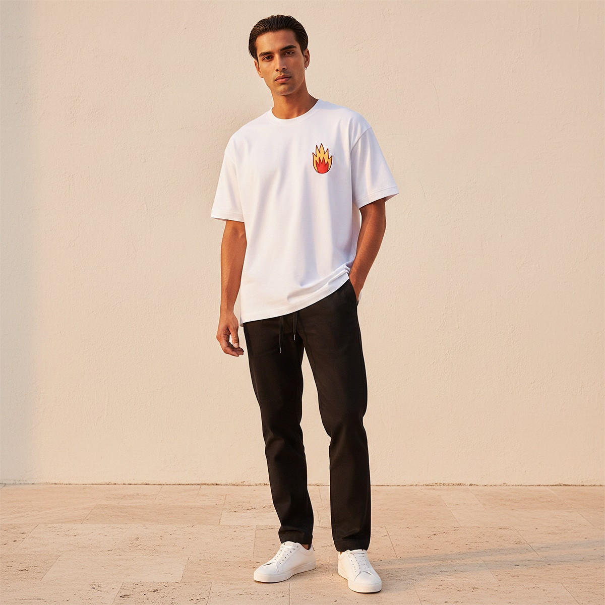 تيشيرت بقصة عادية وياقة ضيقة وأكمام قصيرة وطبعات من ريكاردو كافالو-men-clothing-tshirtsandpolos-tshirts-image-3