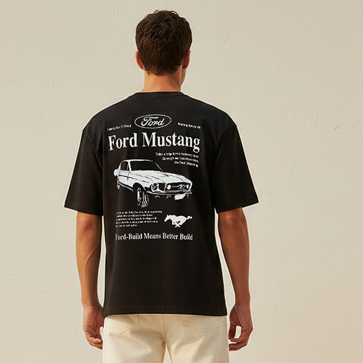 تيشيرت فورد موستانج بقصّة عادية وياقة ضيقة وأكمام قصيرة للرجال-men-clothing-tshirtsandpolos-tshirts-image-4