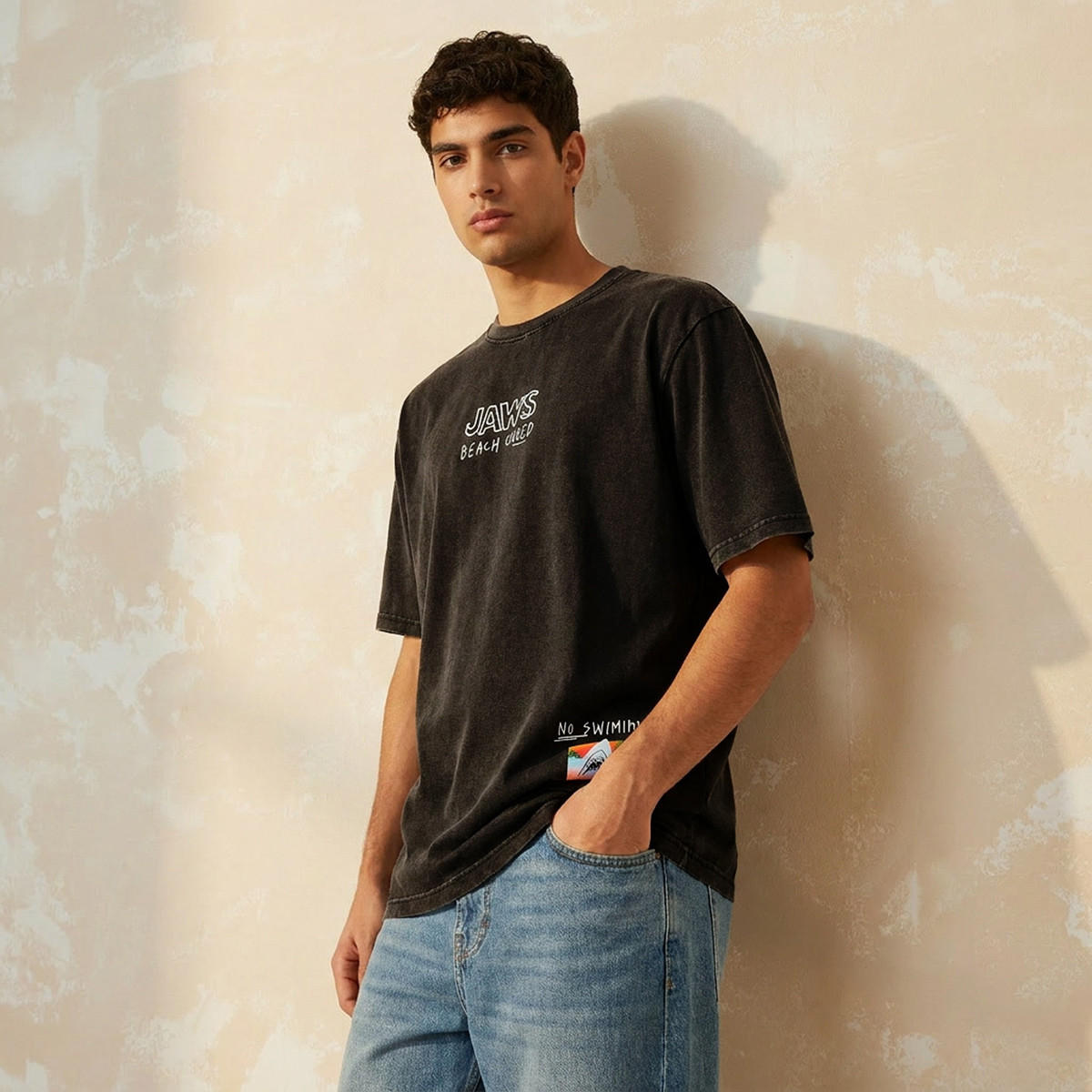 Jaws Regular Fit Crew Neck Short Sleeves T-shirt-men-clothing-tshirtsandpolos-tshirts-image-1