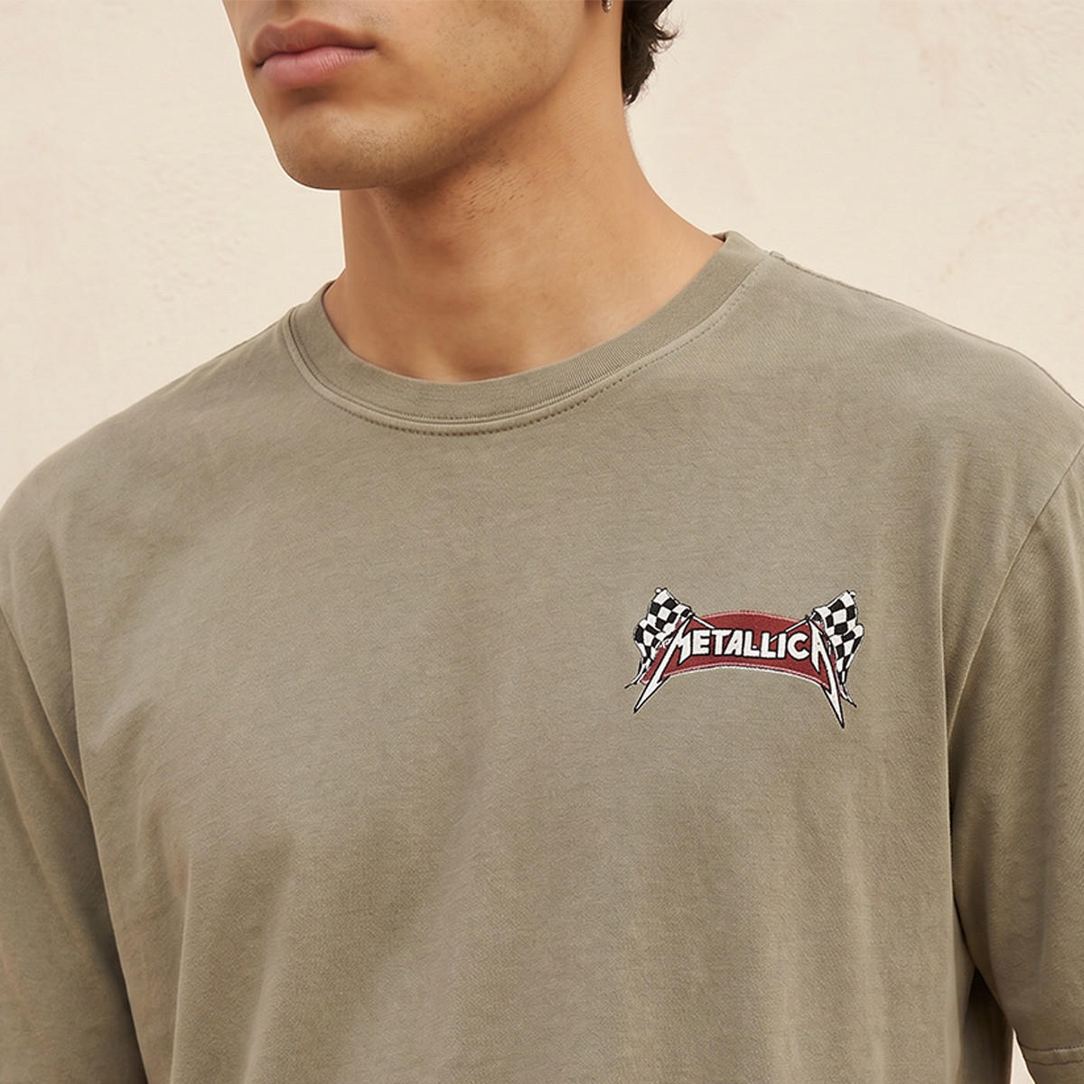 Metallica Regular Fit Crew Neck Short Sleeves Printed T-shirt-men-clothing-tshirtsandpolos-tshirts-image-5