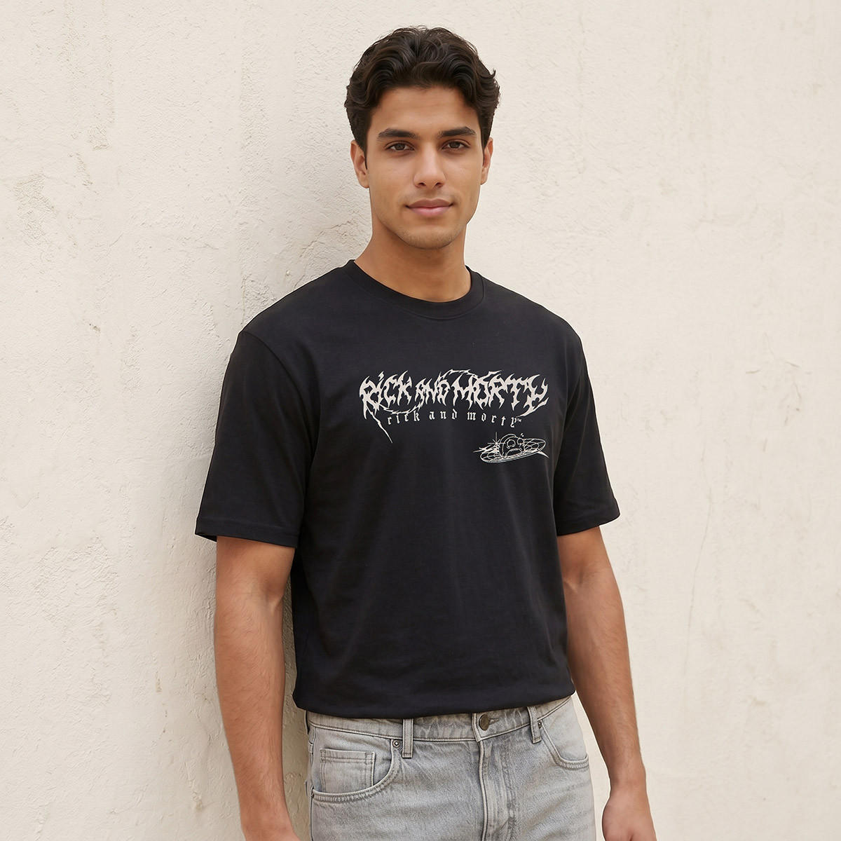 تيشيرت بياقة دائرية وأكمام قصيرة بقصة عادية من ريك أند مورتي-men-clothing-tshirtsandpolos-tshirts-image-1
