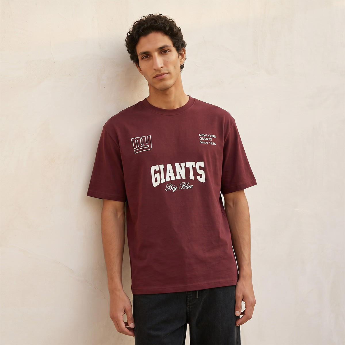تيشيرت نيويورك جاينتس بياقة ضيقة وأكمام قصيرة-men-clothing-tshirtsandpolos-tshirts-image-1