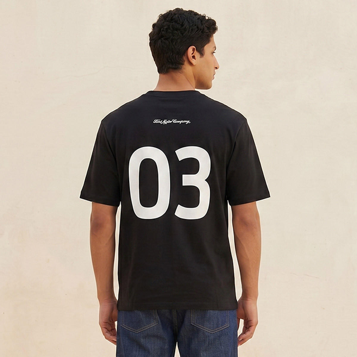 تيشيرت بياقة دائرية وأكمام قصيرة بقصة عادية من فورد-men-clothing-tshirtsandpolos-tshirts-image-4