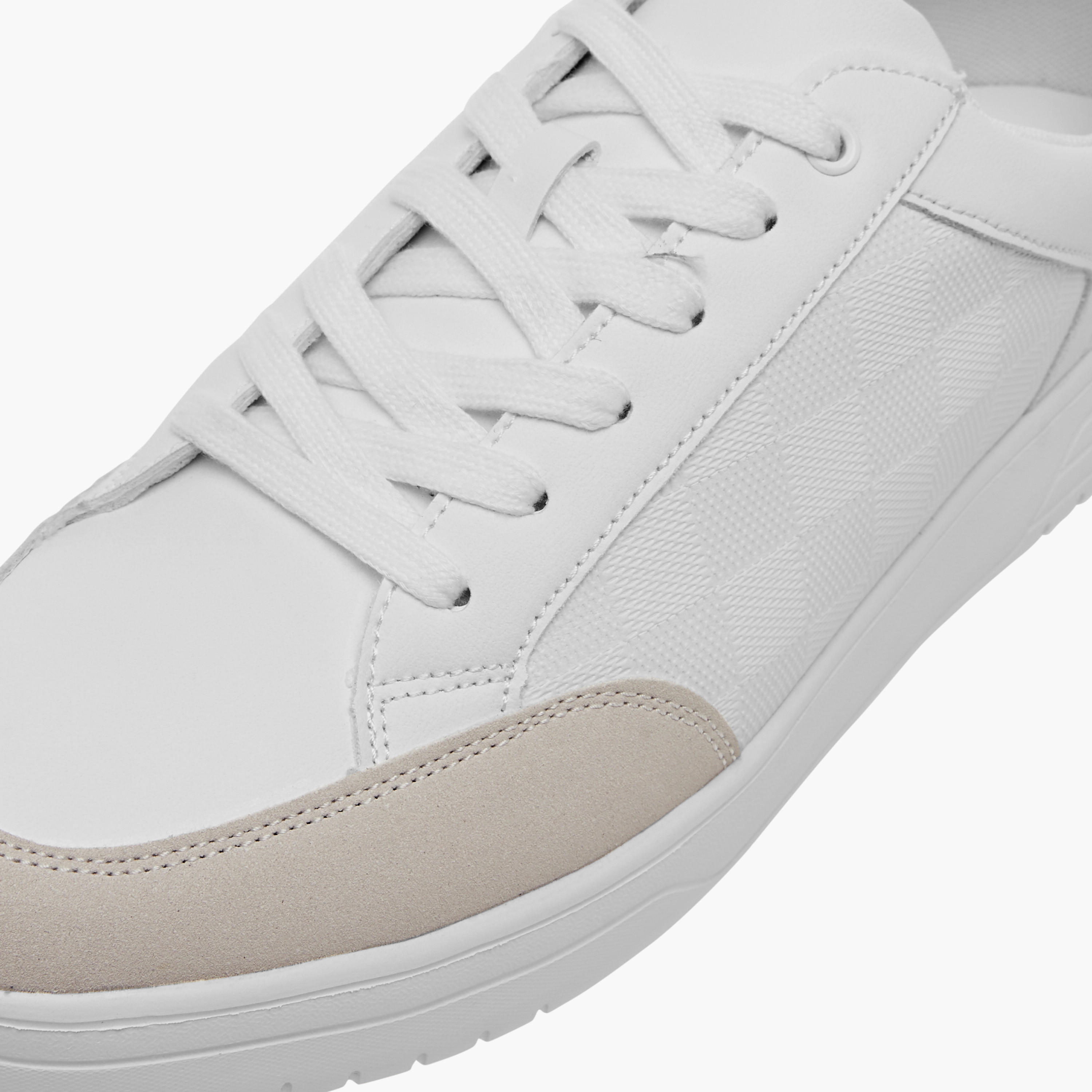 حذاء سنيكرز برباط من إل بي إل من شو إكسبرس-men-shoes-sneakers-image-4