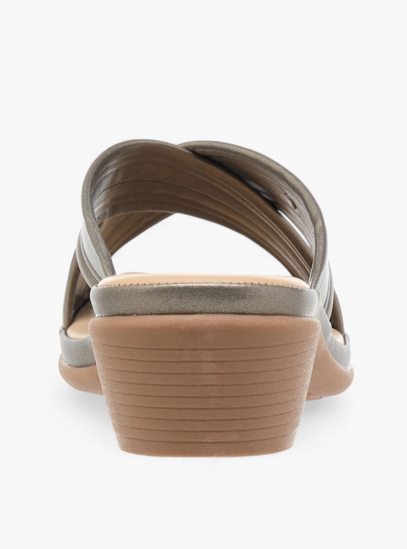 صندل مريح سهل الارتداء بحزام متقاطع وكعب سميك من فلورا بيلا-women-shoes-sandals-heeled-image-5