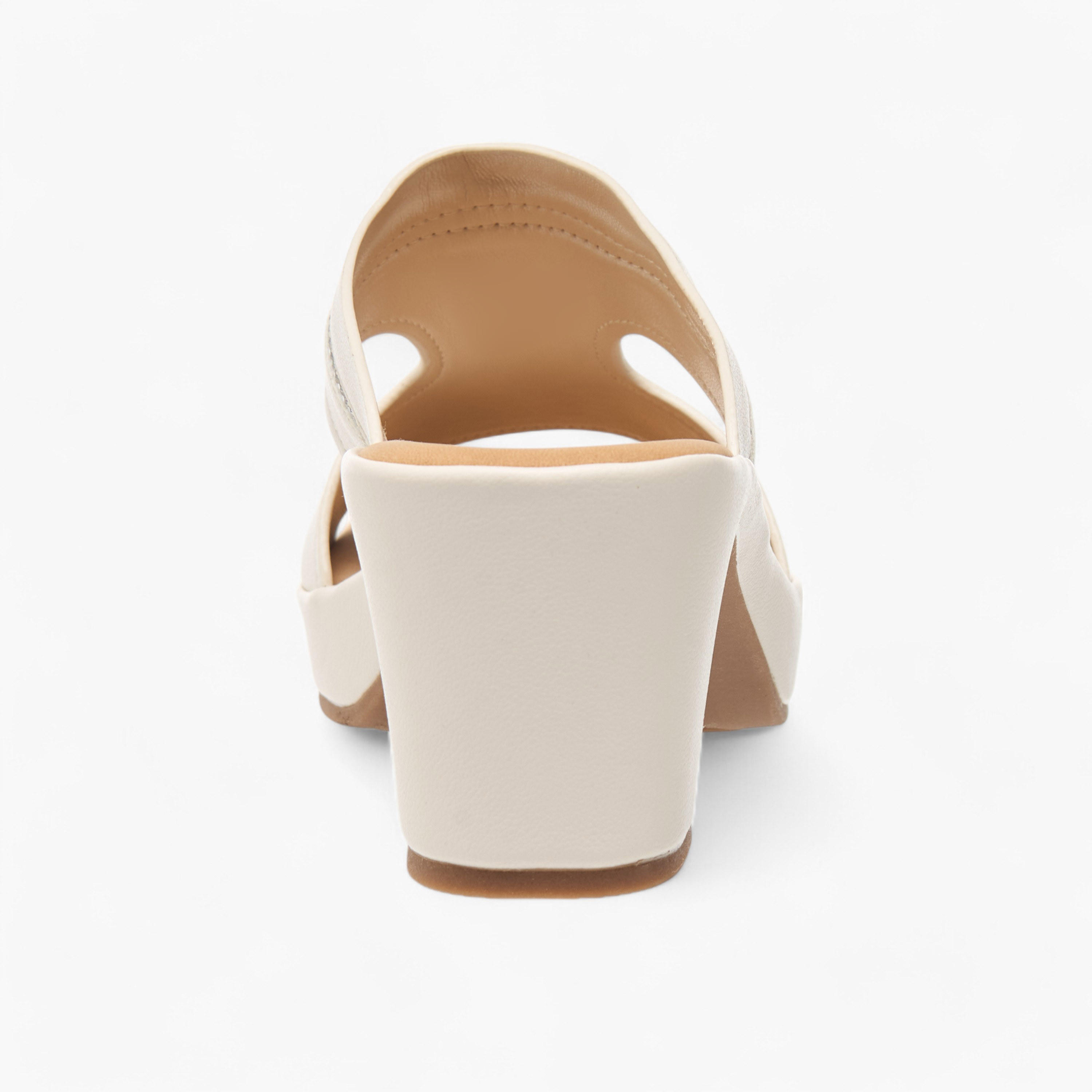 صندل مريح مزيّن سهل الارتداء بكعب سميك من فلورا بيلا-women-shoes-sandals-heeled-image-5