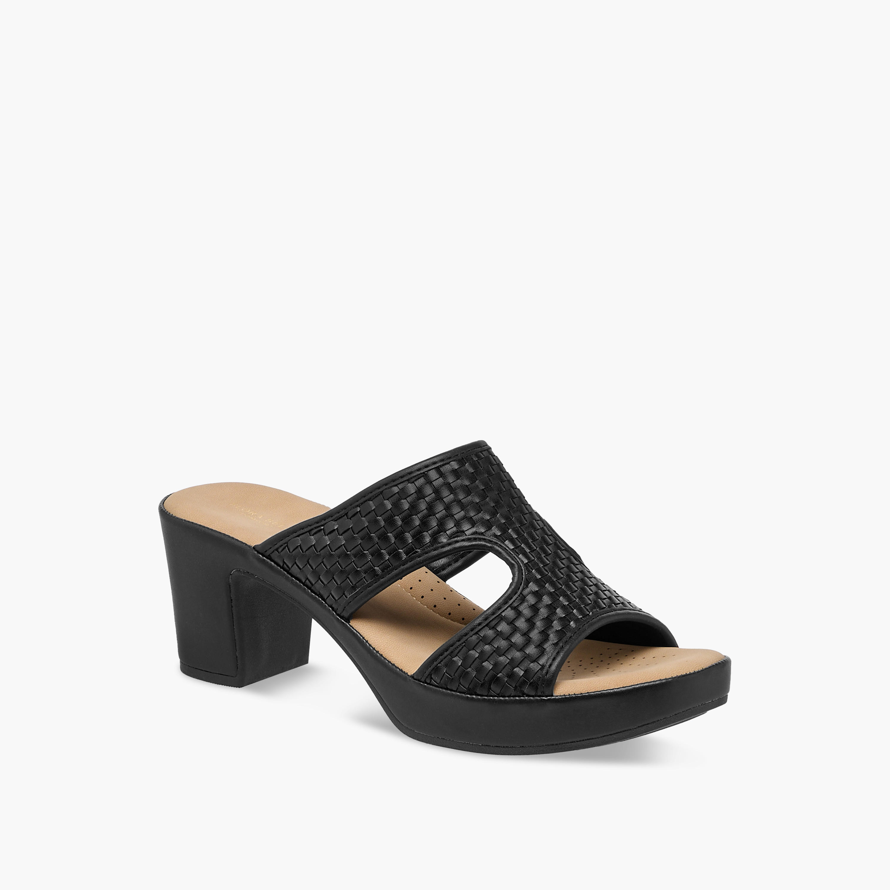 صندل سهل الارتداء وبارز الملمس بكعب سميك من فلورا بيلا-women-shoes-sandals-heeled-image-2