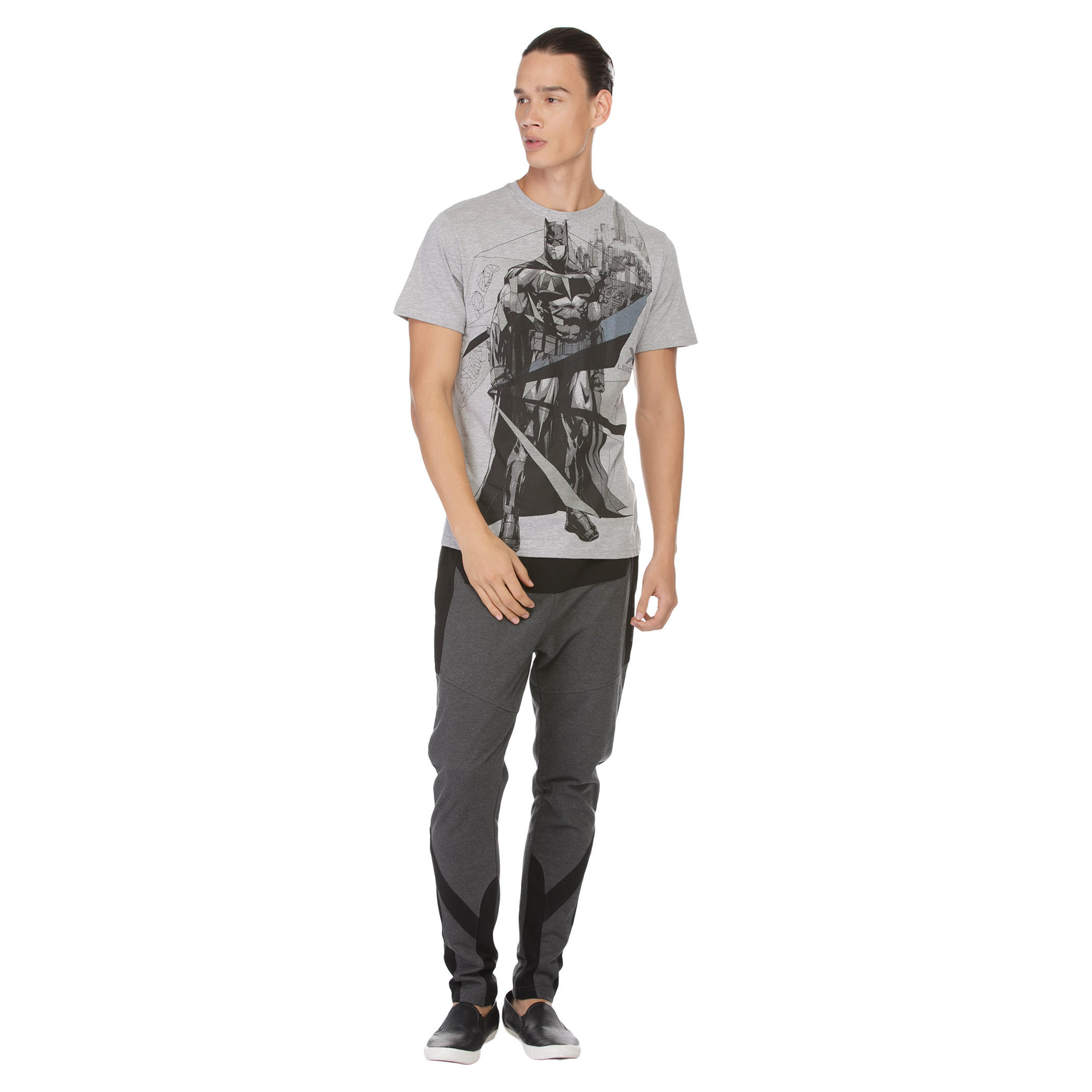 Batman Graphic Print T-shirt-men-clothing-tshirtsandpolos-tshirts-image-5