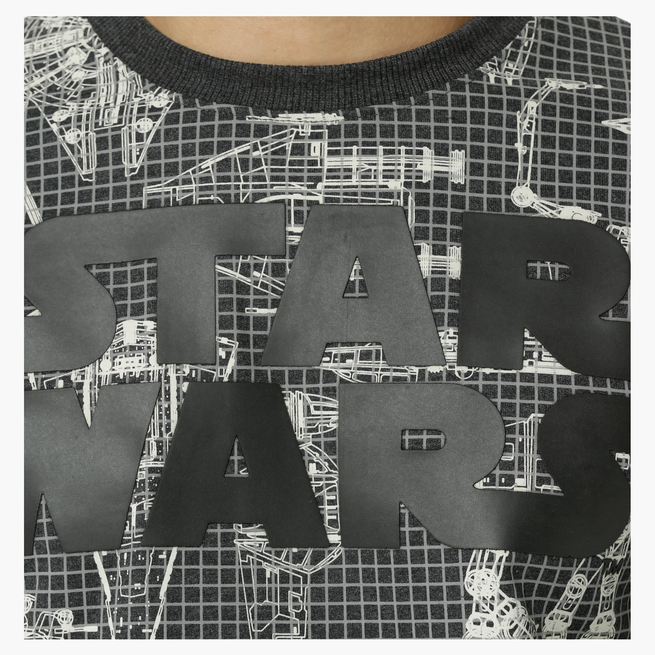 Star Wars Printed Crew Neck T-Shirt with Long Sleeves-men-winterwear-hoodiesandsweatshirts-image-4