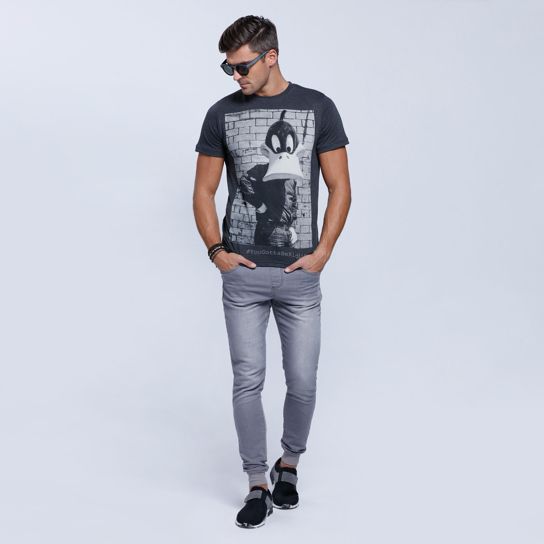 Daffy Duck Printed Short Sleeves T-Shirt with Round Neckline-men-clothing-tshirtsandpolos-tshirts-image-5