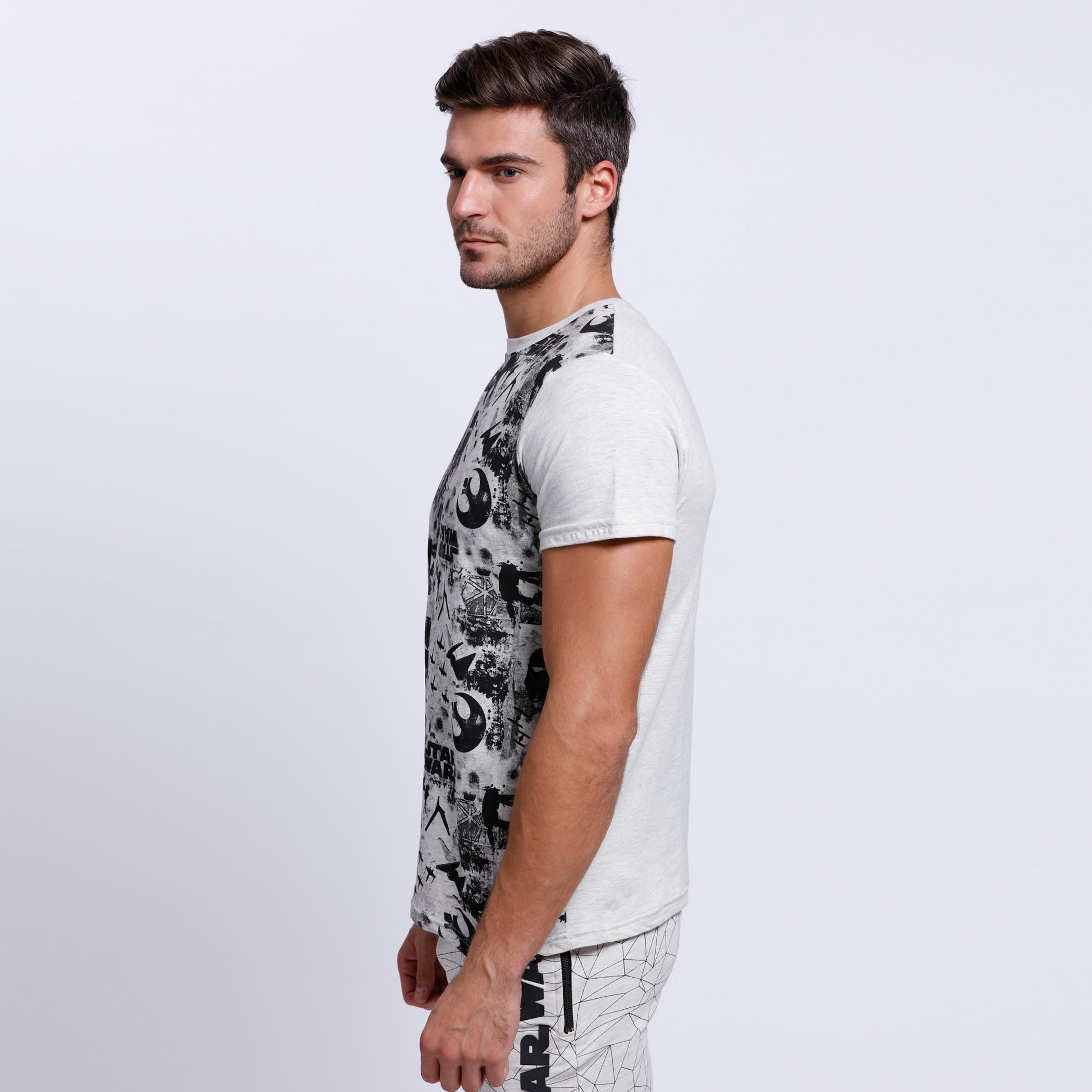 Star Wars Printed Short Sleeves T-Shirt-men-clothing-tshirtsandpolos-tshirts-image-3