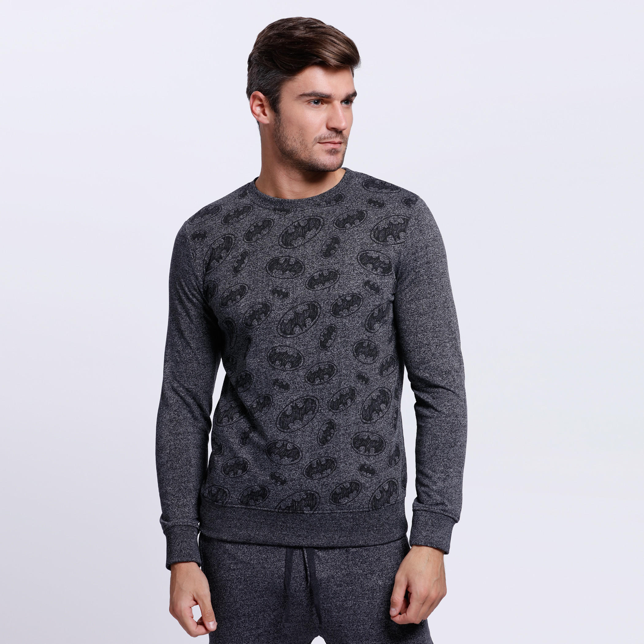 Batman Printed Long Sleeves Pullover-men-winterwear-hoodiesandsweatshirts-image-5