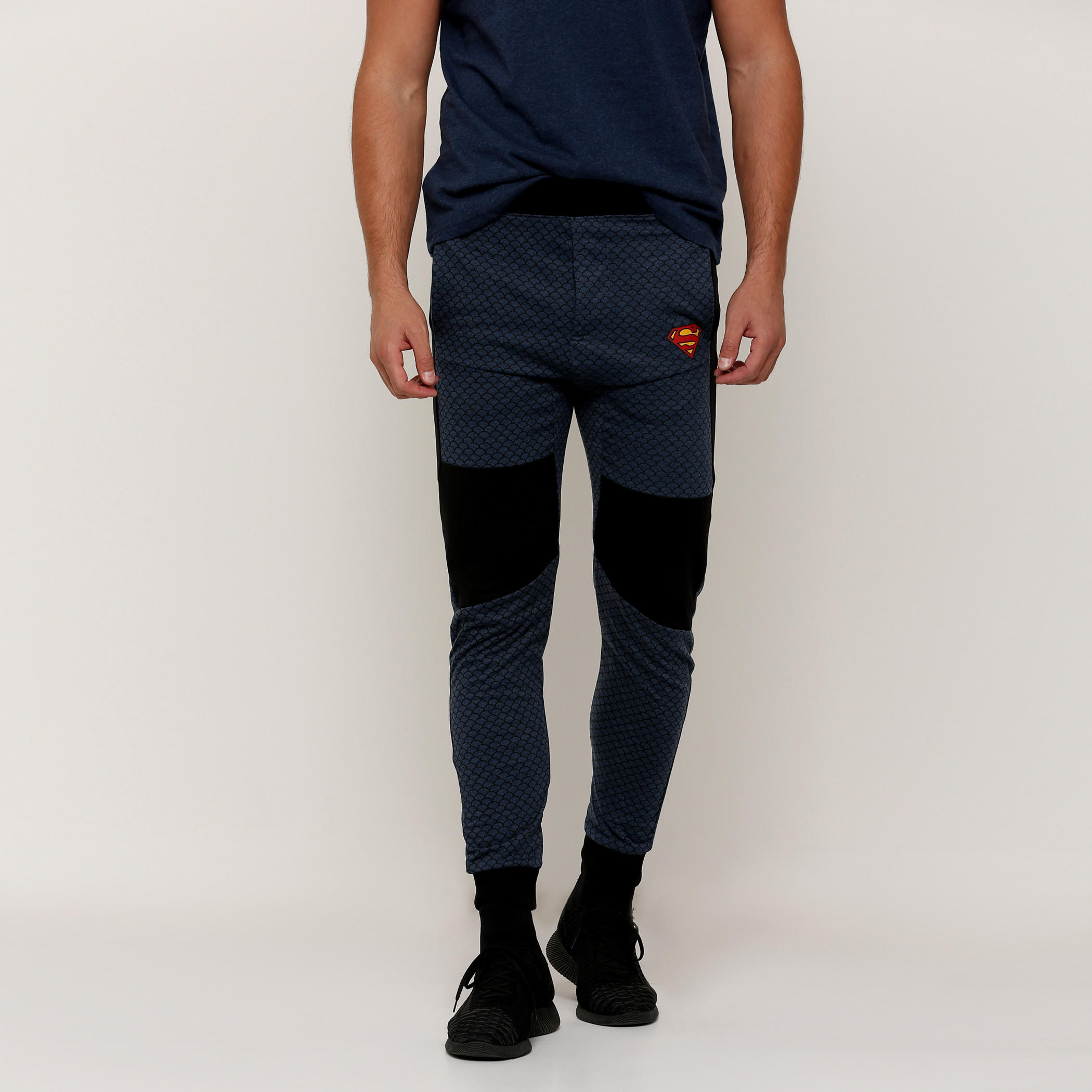 بنطال رياضي طويل بطبعات سوبر مان-men-clothing-bottoms-joggers-image-5