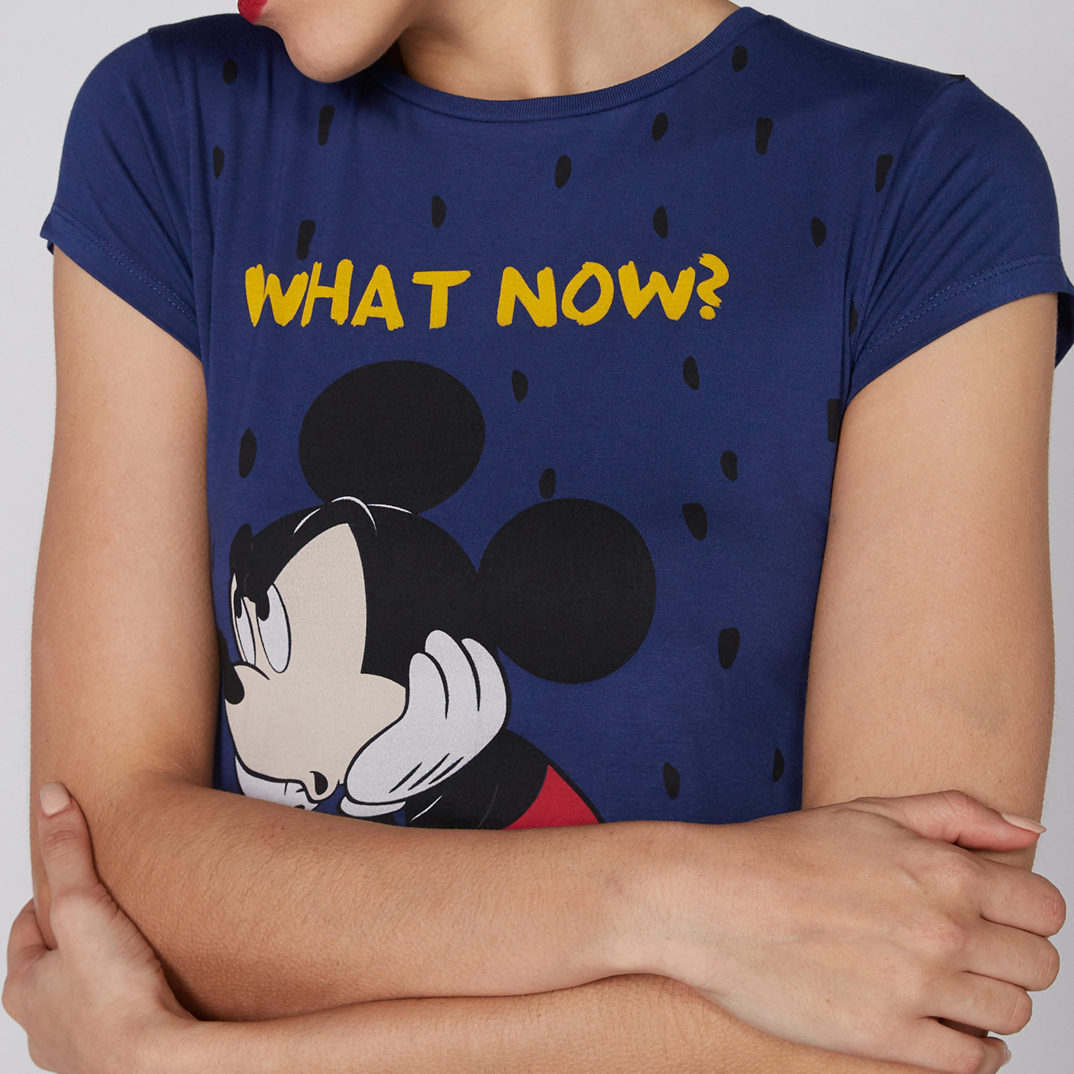 تيشيرت بأكمام كاب وياقة مستديرة بطبعات ميكي ماوس-women-clothing-tshirts-image-3