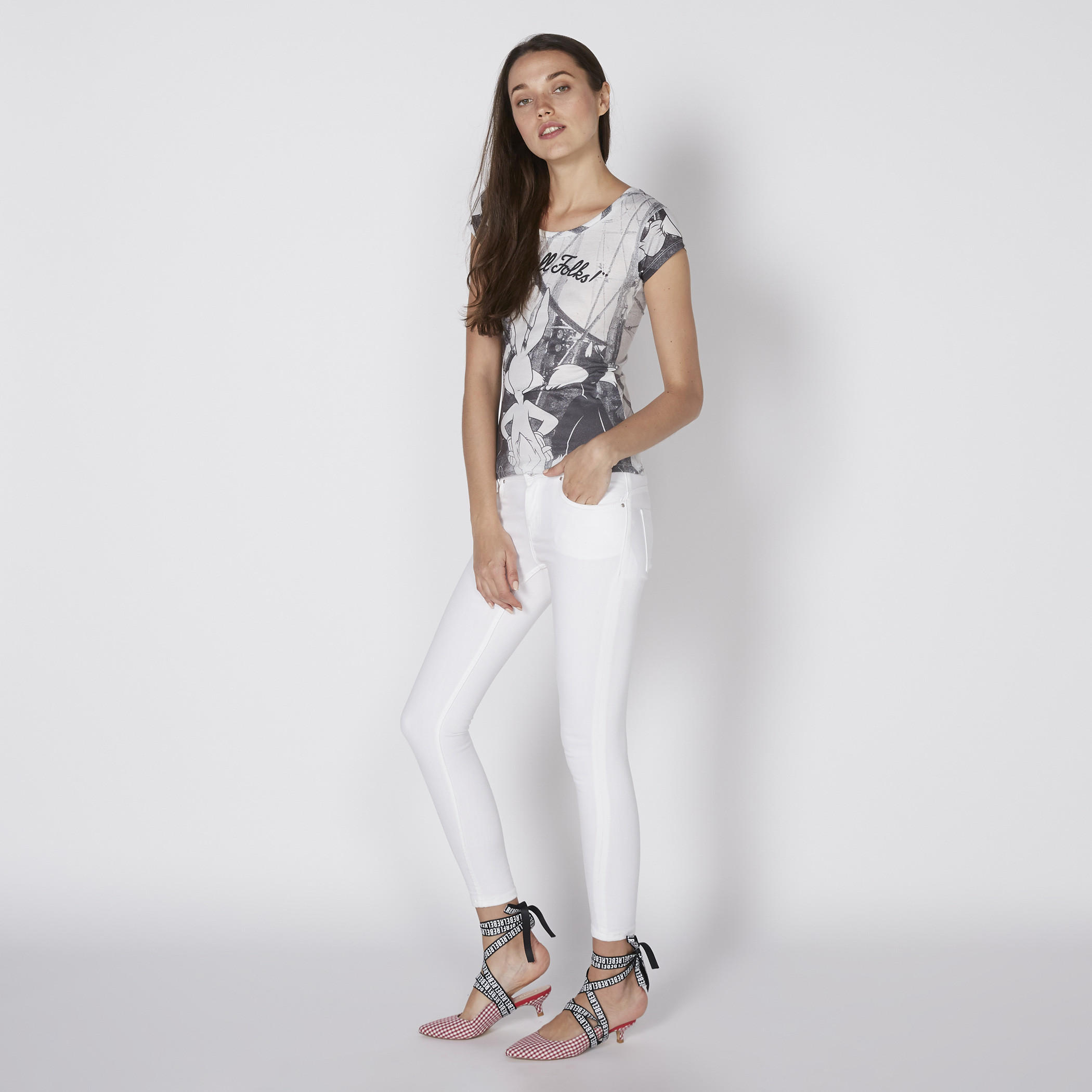 تيشيرت بأكمام كاب وياقة مستديرة ونقش لوني تيونز-women-clothing-tshirts-image-2