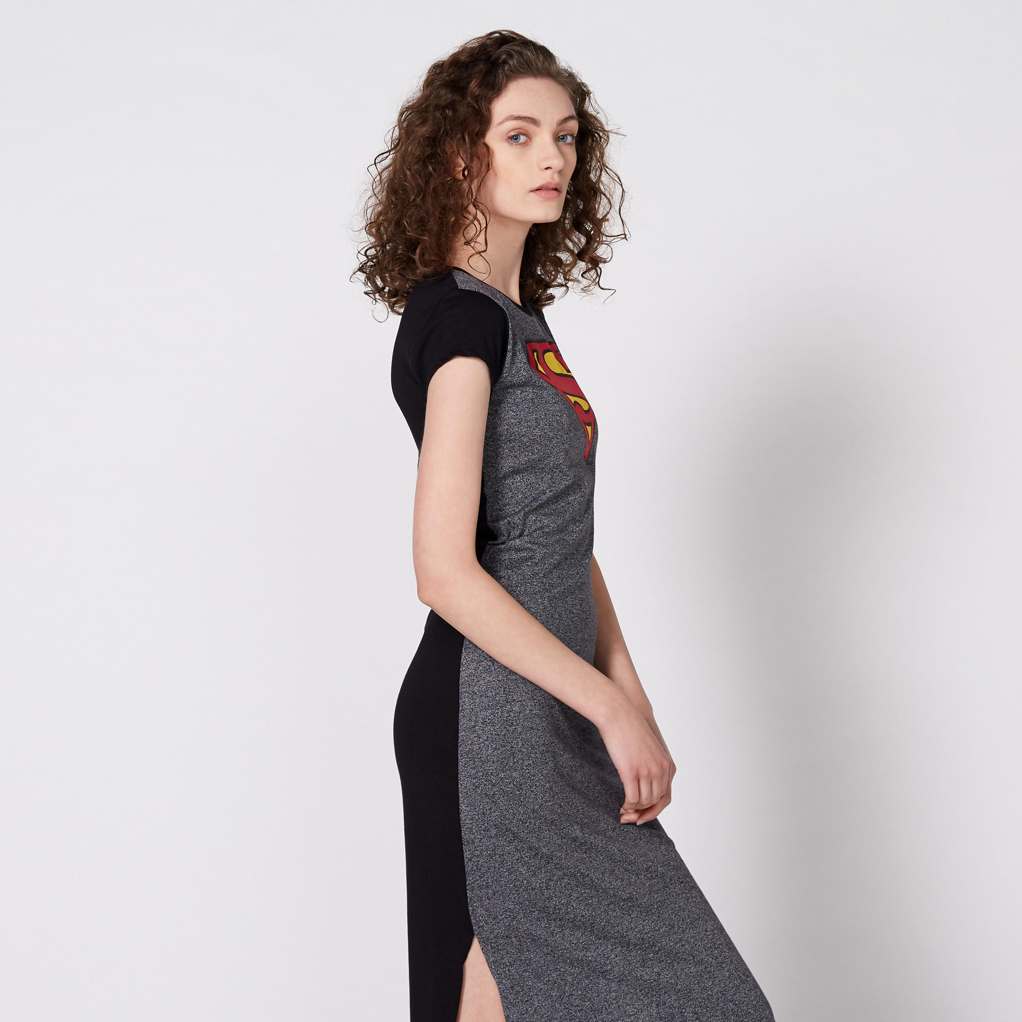 فستان ماكسي بياقة مستديرة وأكمام كاب باتمان-women-clothing-dresses-image-3