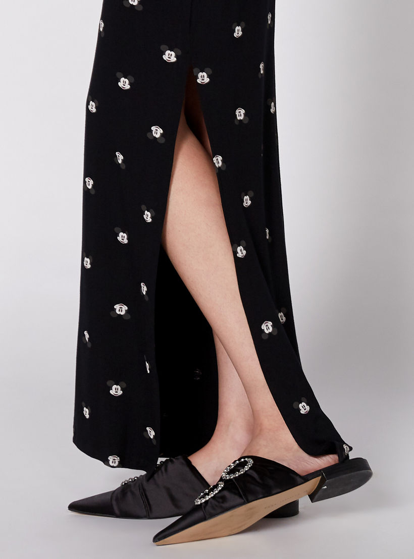 فستان طويل بطبعات ميكي ماوس بياقة مستديرة وأكمام كاب-women-clothing-dresses-image-3