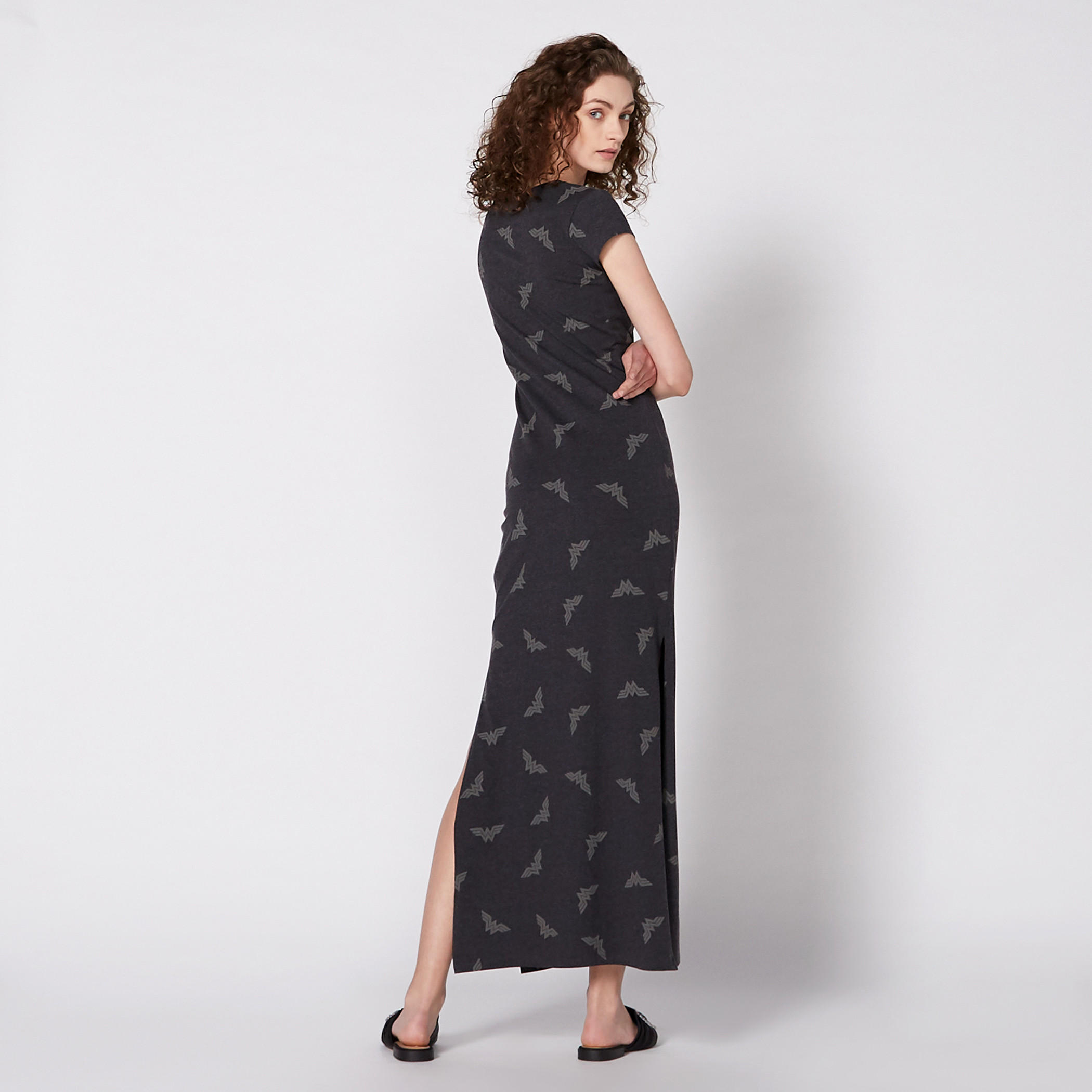 فستان ماكسي بياقة مستديرة وأكمام كاب واندر وامن-women-clothing-dresses-image-4