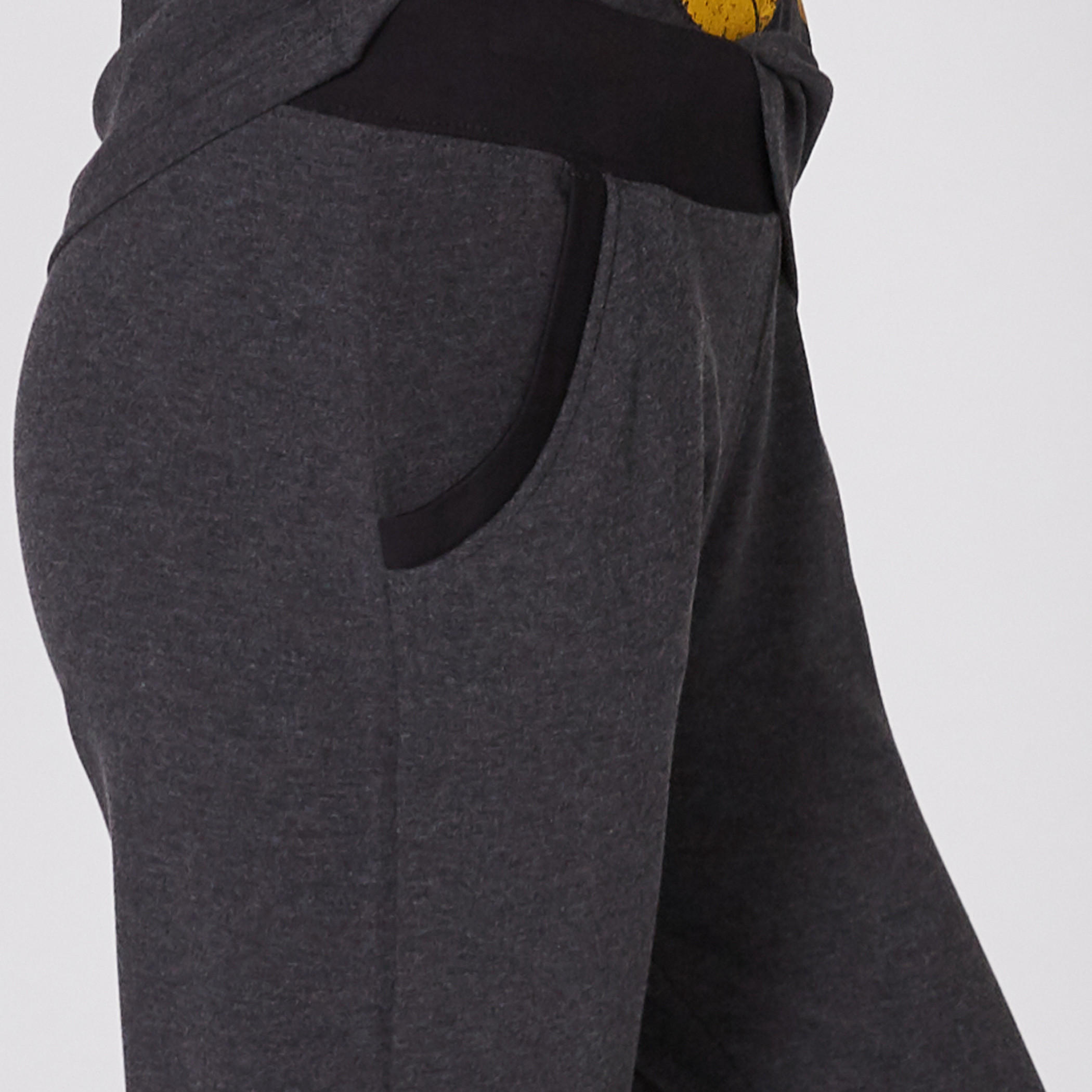 بنطال طويل بجيوب وطبعات ميكي ماوس وميني ماوس-women-clothing-bottoms-trousers-image-3