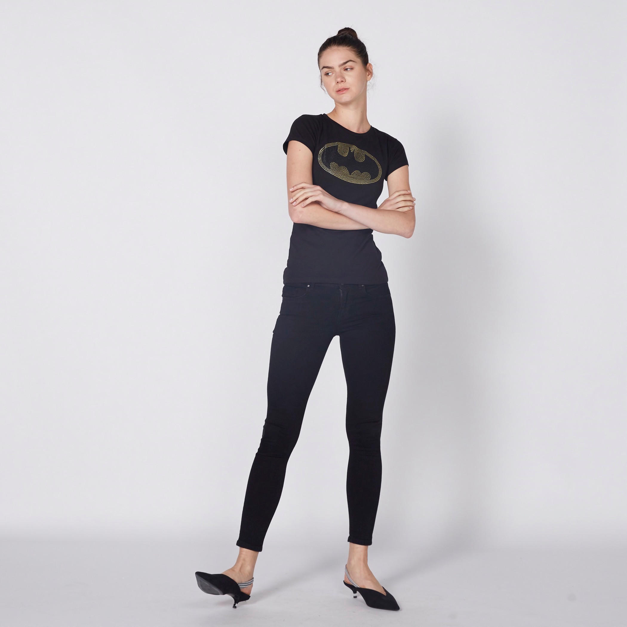 تيشيرت بأكمام كاب وياقة مستديرة وتزيينات باتمان-women-clothing-tshirts-image-2