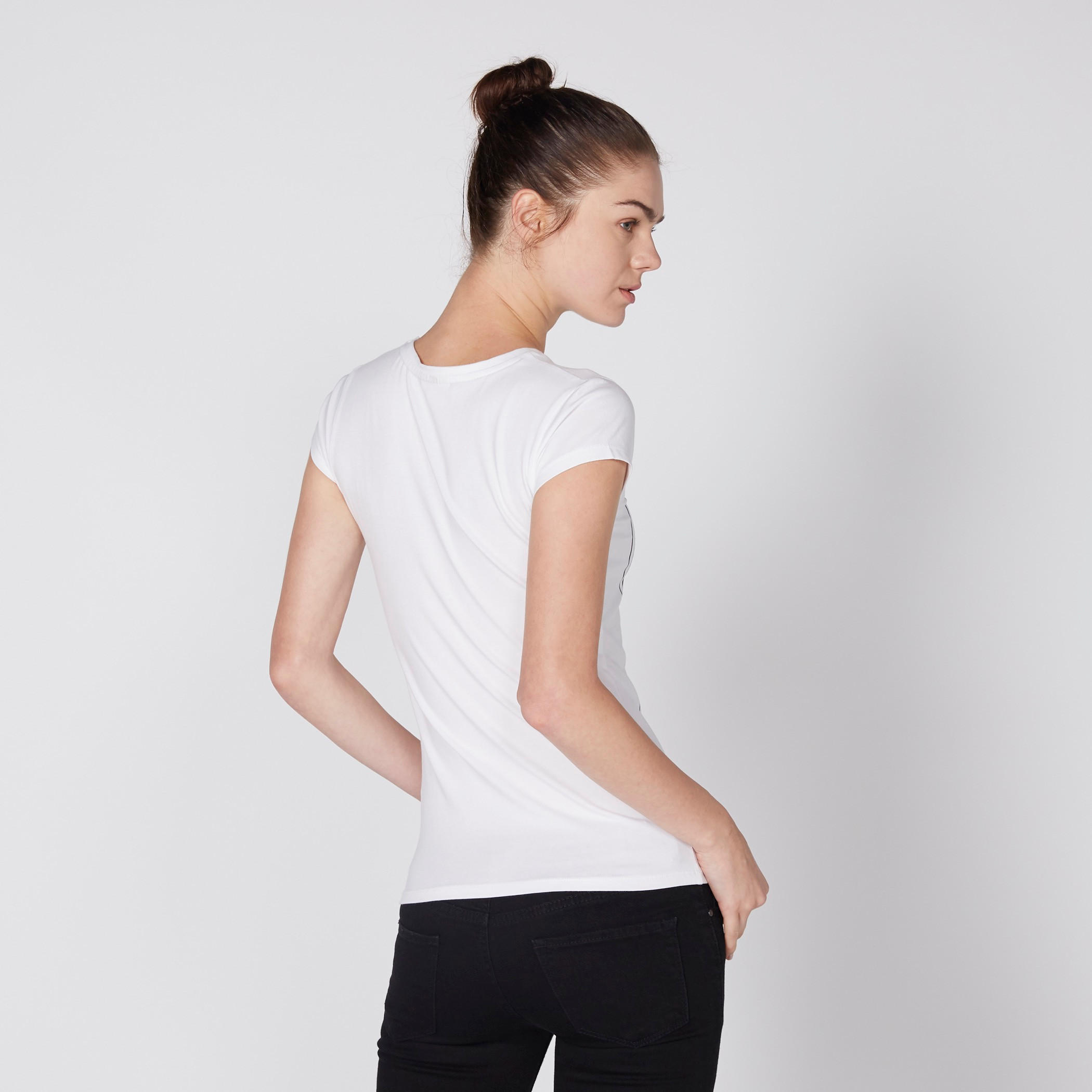تيشيرت بأكمام كاب وياقة مستديرة وطبعات ميكي ماوس-women-clothing-tshirts-image-3