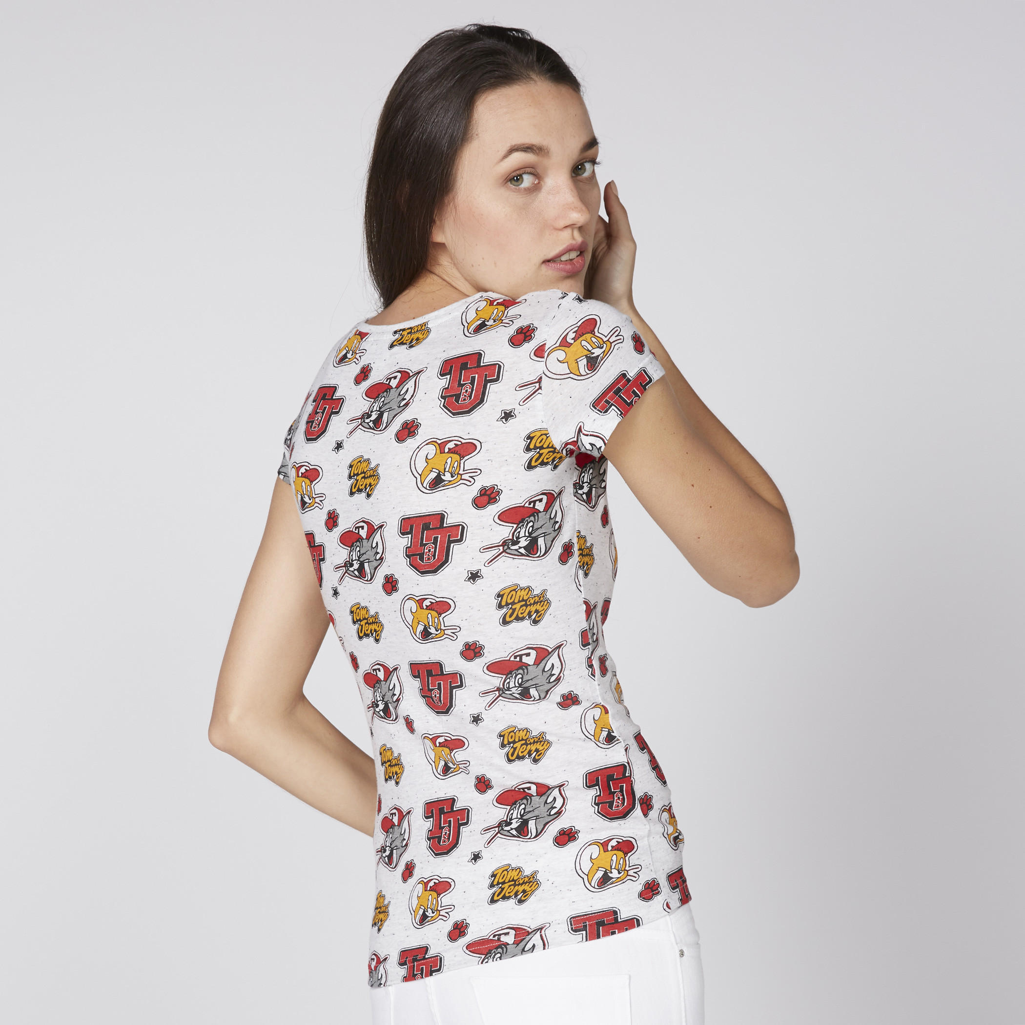 تيشيرت بياقة مستديرة وأكمام كاب وطبعة توم أند جيري-women-clothing-tshirts-image-3