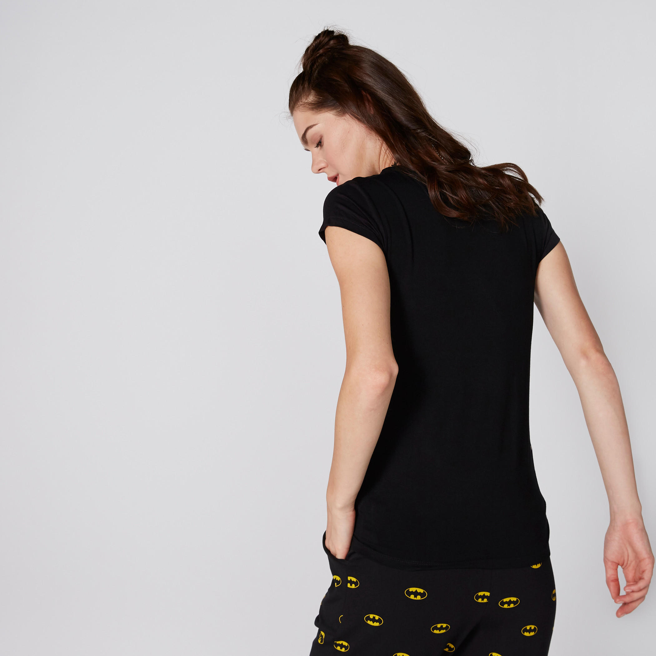 تيشيرت بياقة مستديرة وأكمام كاب وطبعات باتمان-women-clothing-tshirts-image-2