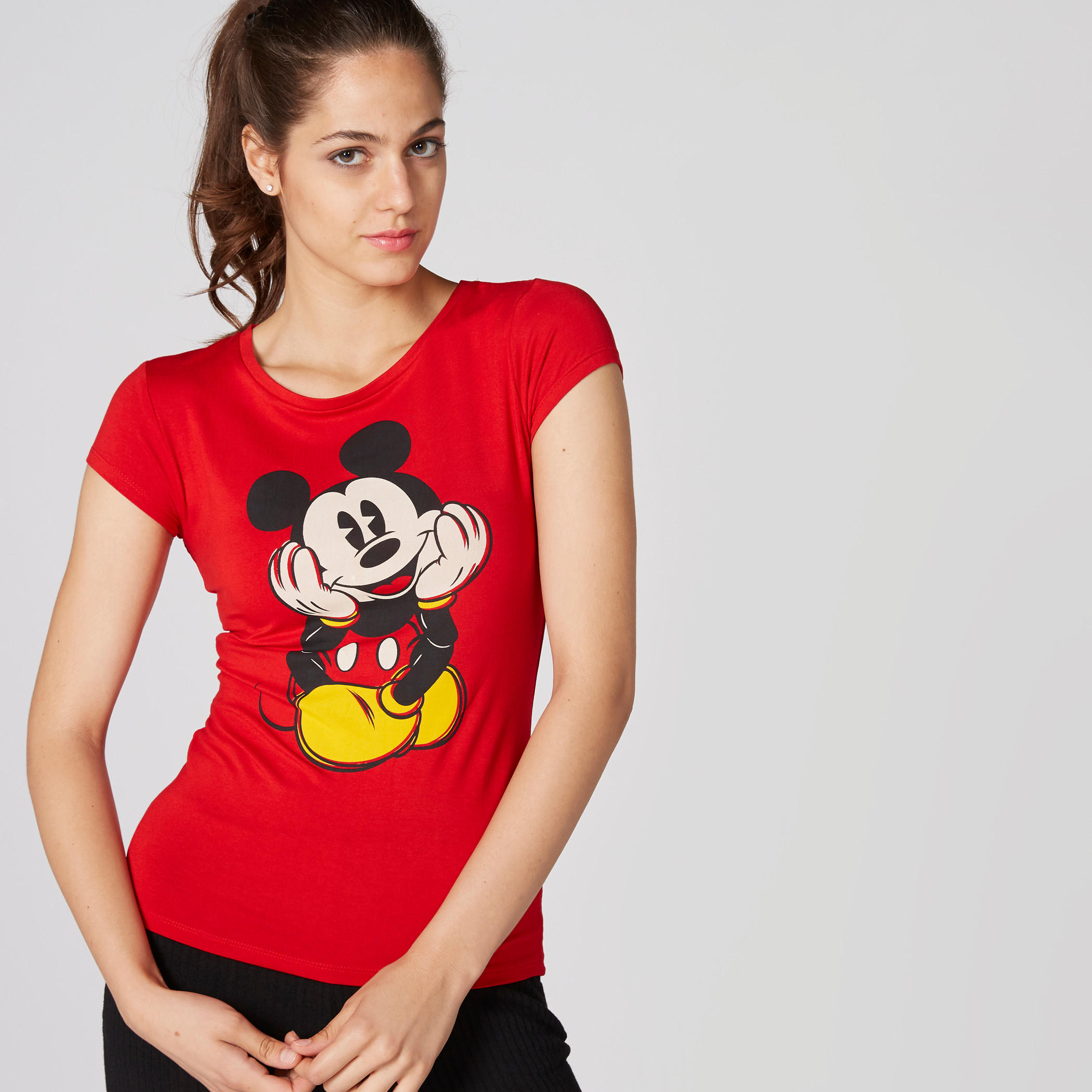 تيشيرت بأكمام كاب وياقة مستديرة وطبعات ميكي ماوس-women-clothing-tshirts-image-1