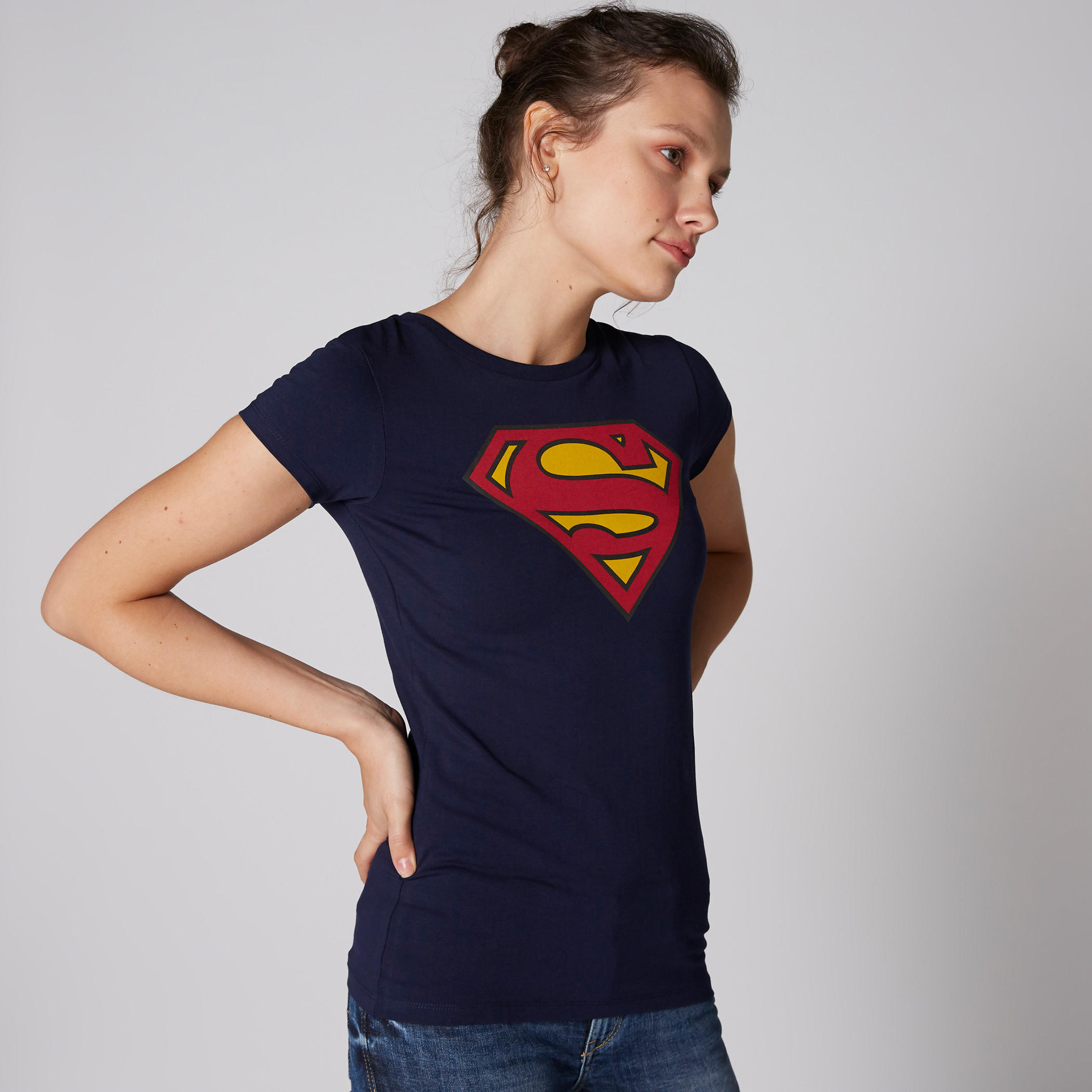 تيشيرت بأكمام كاب وياقة مستديرة وطبعات سوبرمان-women-clothing-tshirts-image-3
