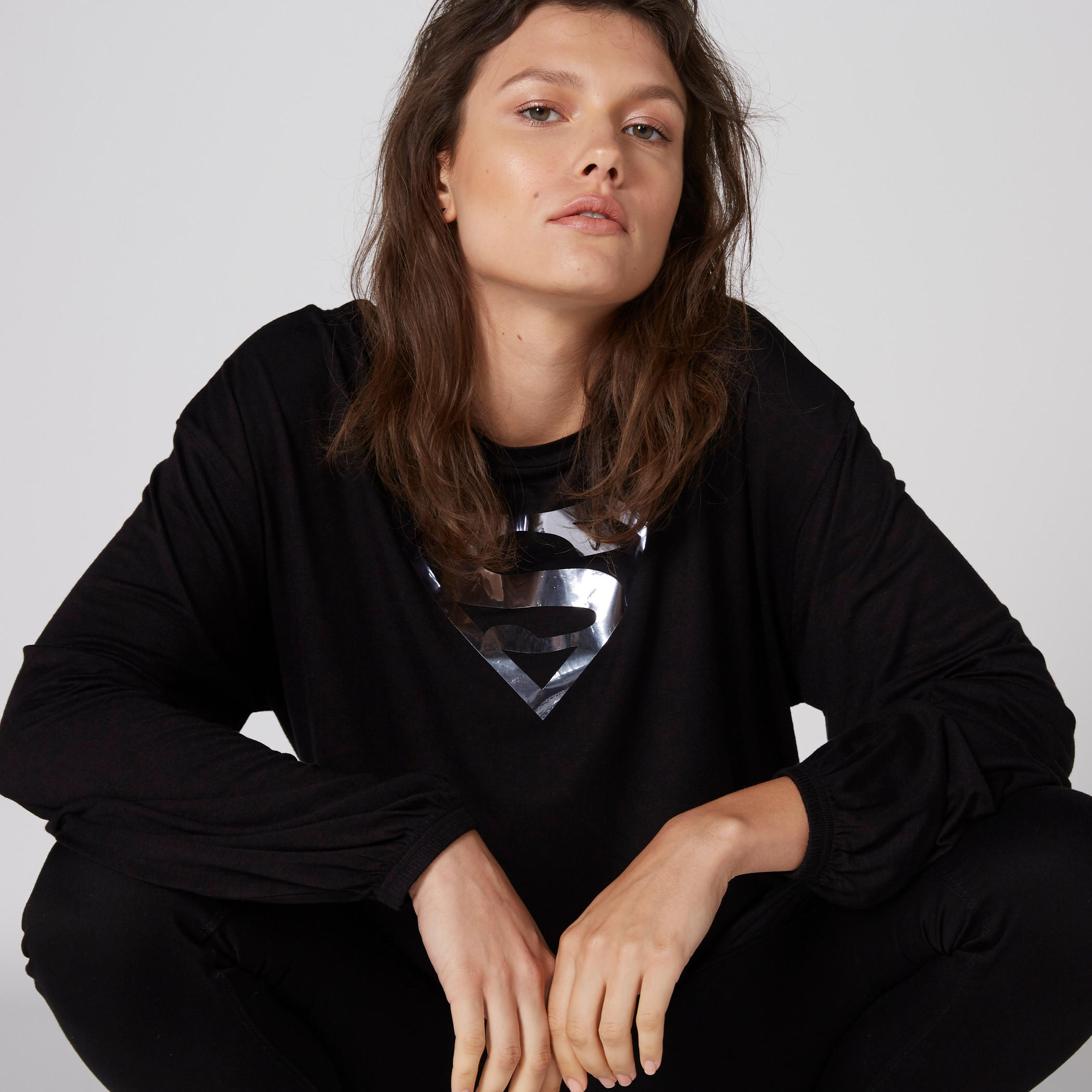 بلوزة بياقة مستديرة وأكمام طويلة وطبعات سوبرمان-women-clothing-shirtsandblouses-blouses-image-1