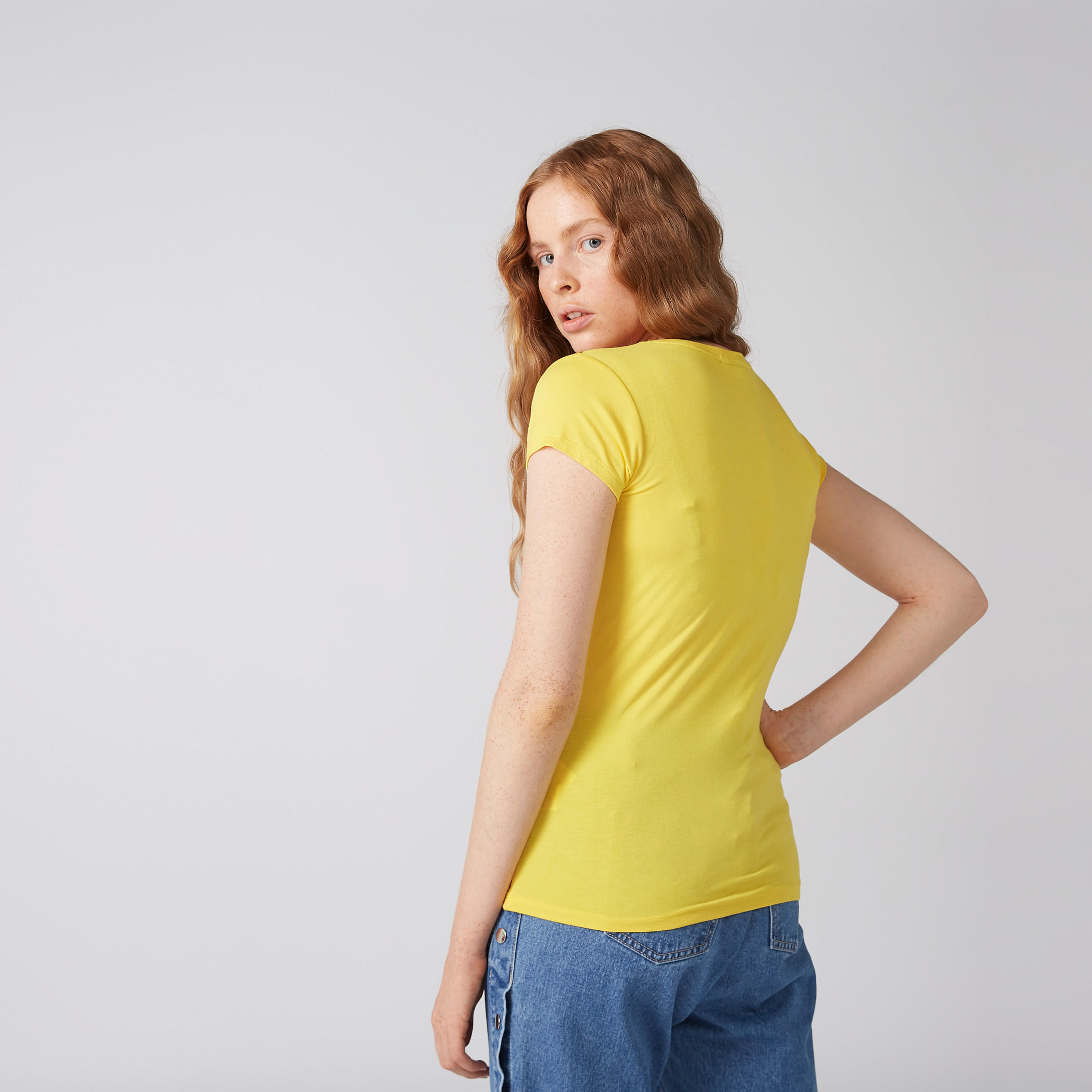 تيشيرت سكيني بطبعات جارفيلد-women-clothing-tshirts-image-3