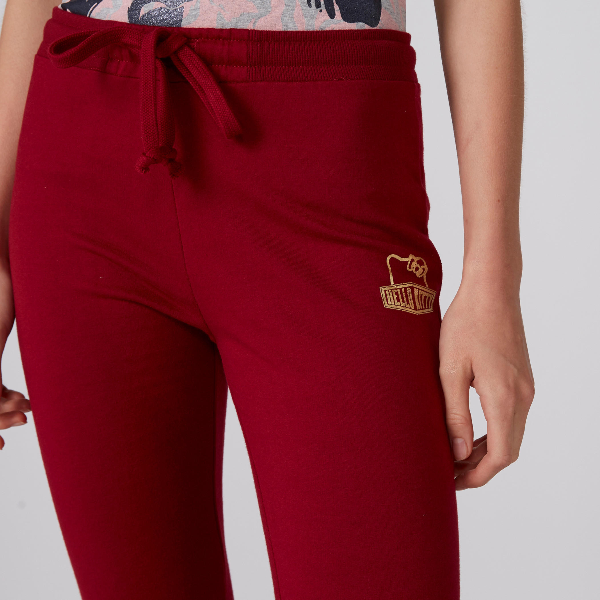 بنطال طويل بخصر مطّاطي وطبعات هالو كيتي-women-clothing-bottoms-joggers-image-4