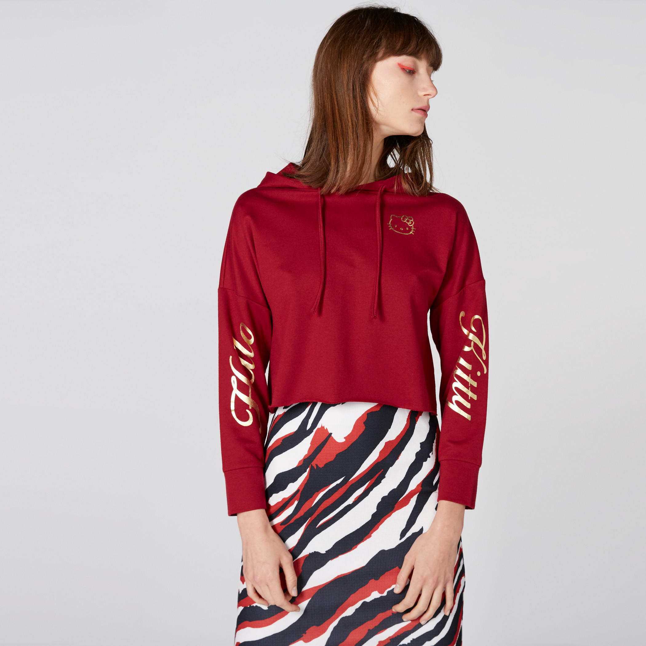 تيشيرت بقبعة وأكمام طويلة وطبعات هالو كيتي-women-winterwear-hoodiesandsweatshirts-hoodies-image-1