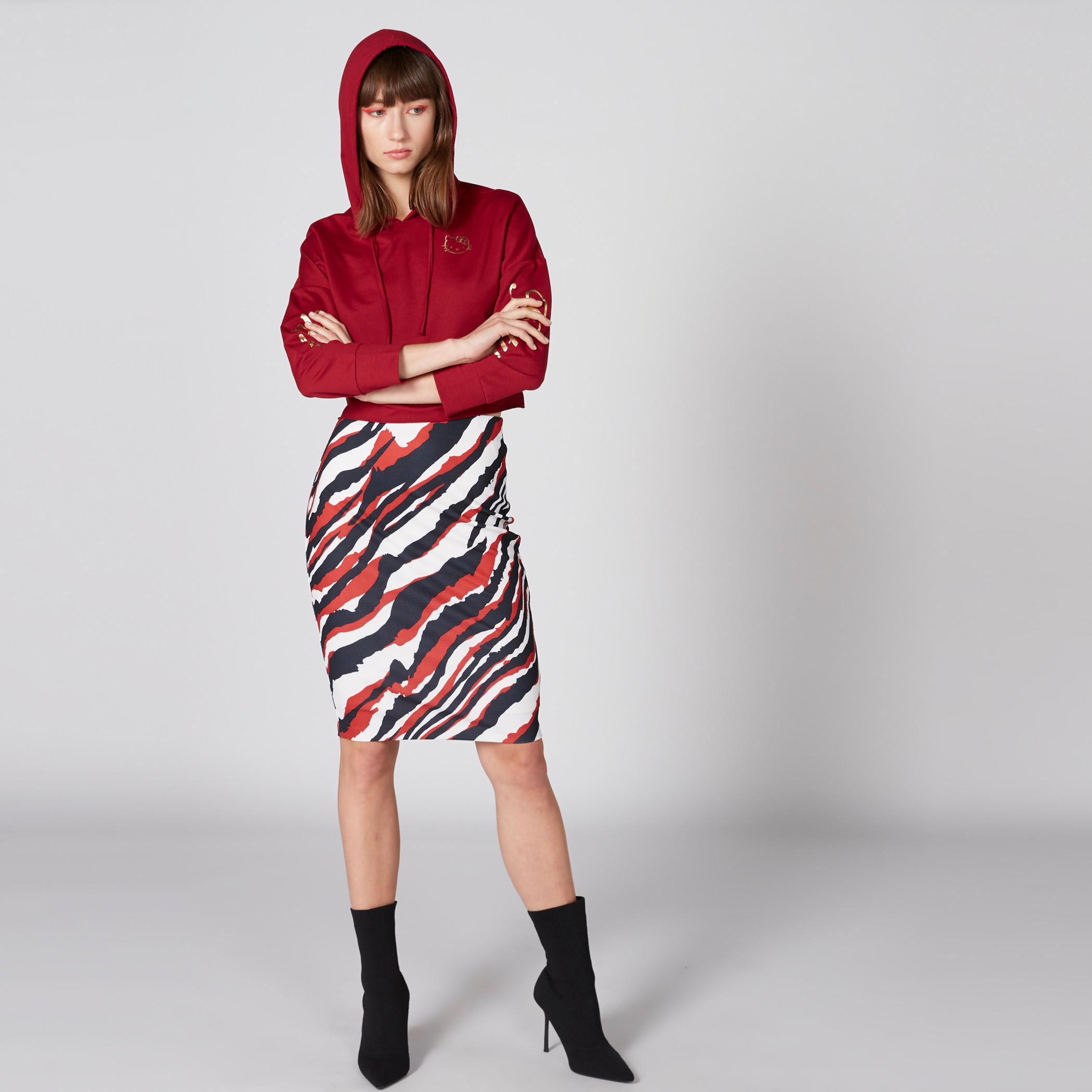 تيشيرت بقبعة وأكمام طويلة وطبعات هالو كيتي-women-winterwear-hoodiesandsweatshirts-hoodies-image-3