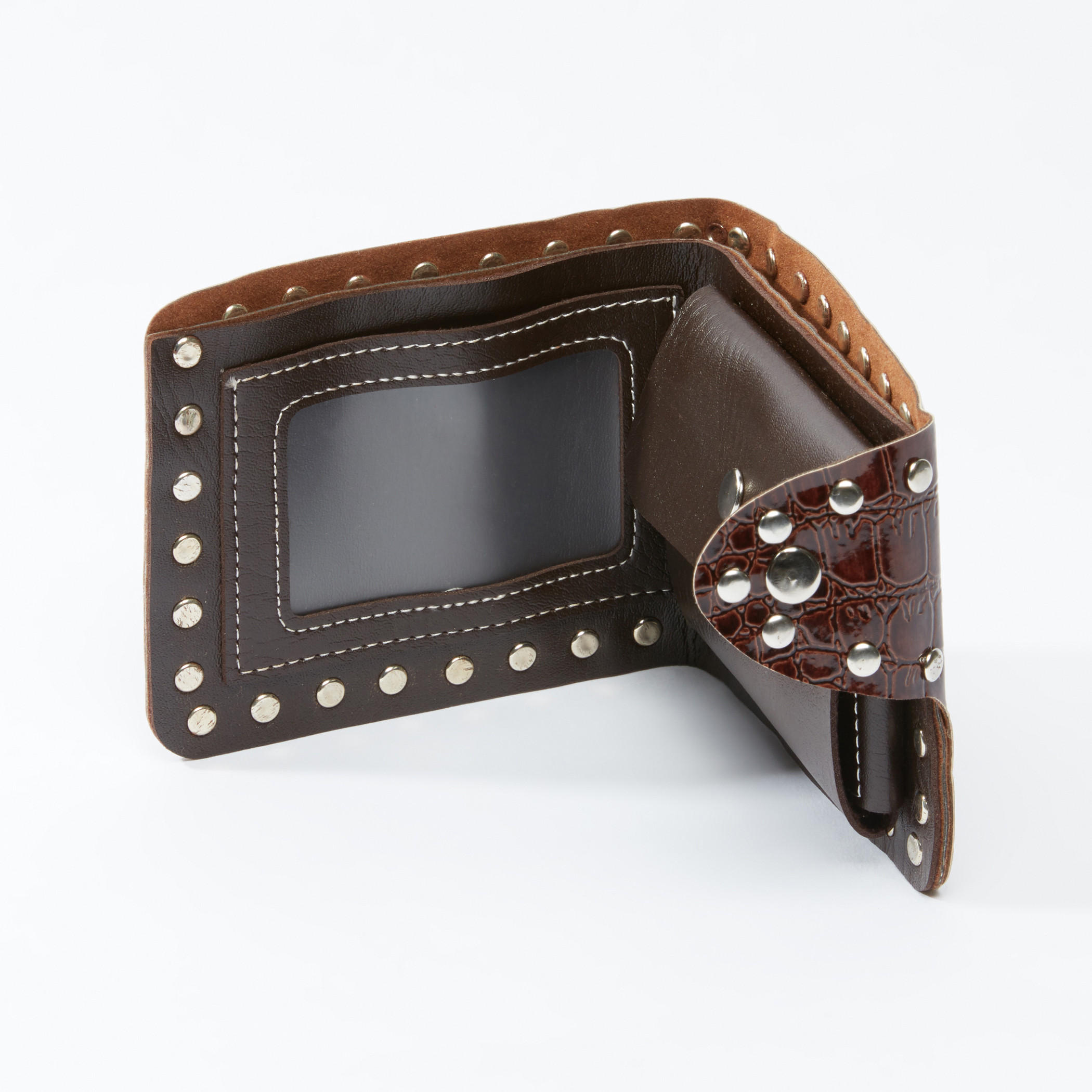 محفظة بارزة الملمس بطية مزدوجة ومكبس إغلاق وتفاصيل مرصّعة-men-beltsandwallets-wallets-image-2