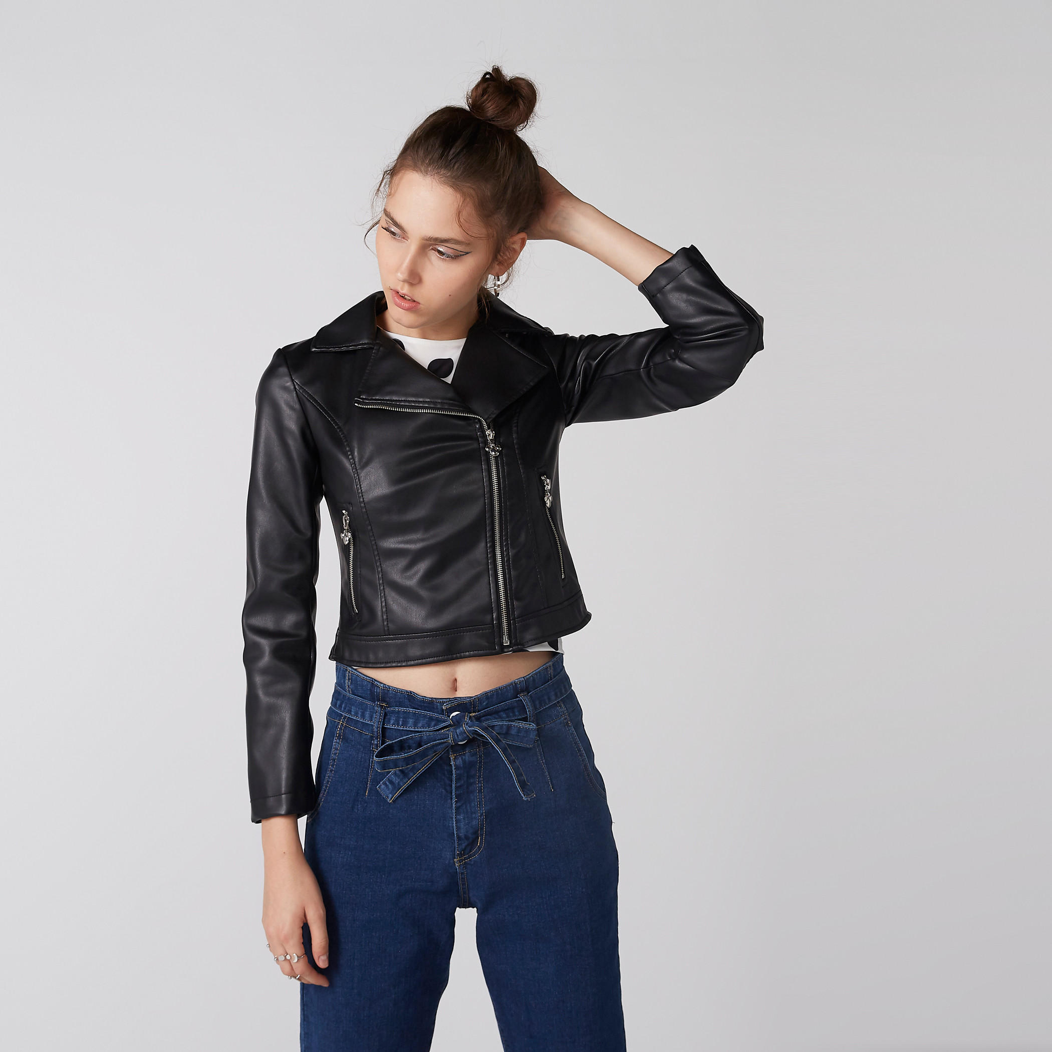 جاكيت بايكر بأكمام طويلة وسحّاب إغلاق وجيوب-women-winterwear-coatsandjackets-jackets-image-1