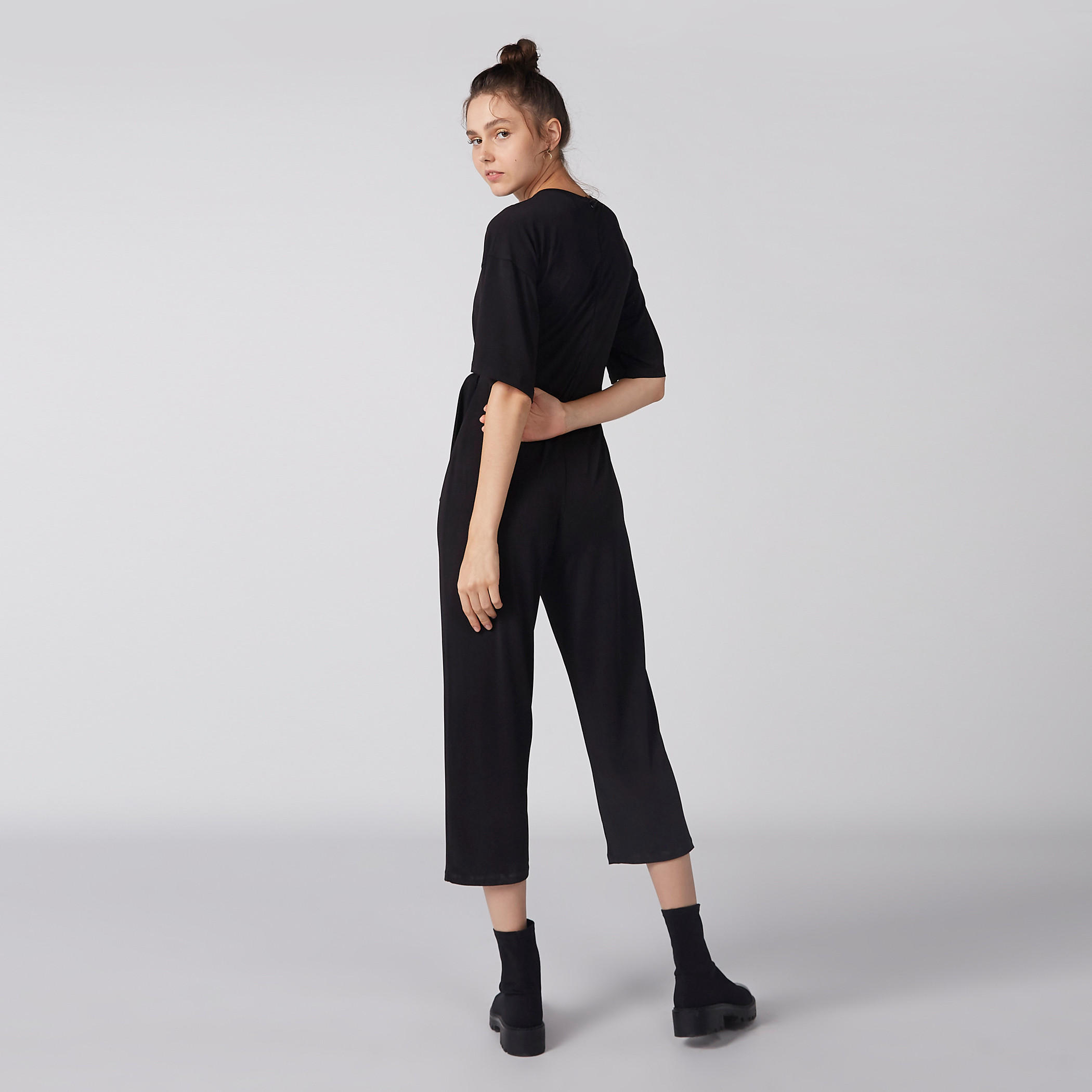 أفرول بياقة مستديرة وأكمام قصيرة ميكي ماوس-women-clothing-jumpsuits-image-3
