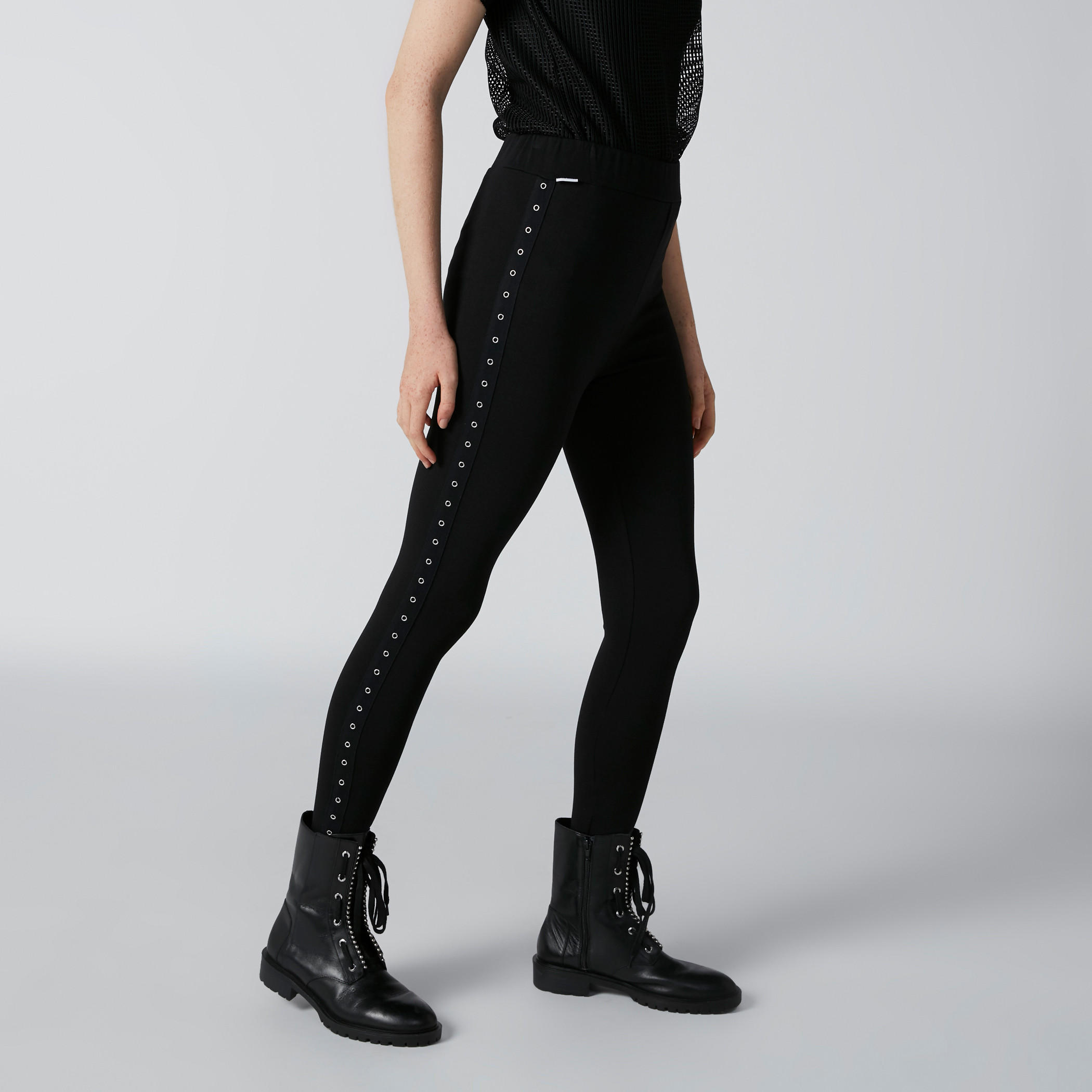 بنطال بتزيينات هاللو كيتي وقصّة سكيني وحلقات-women-clothing-bottoms-trousers-image-1