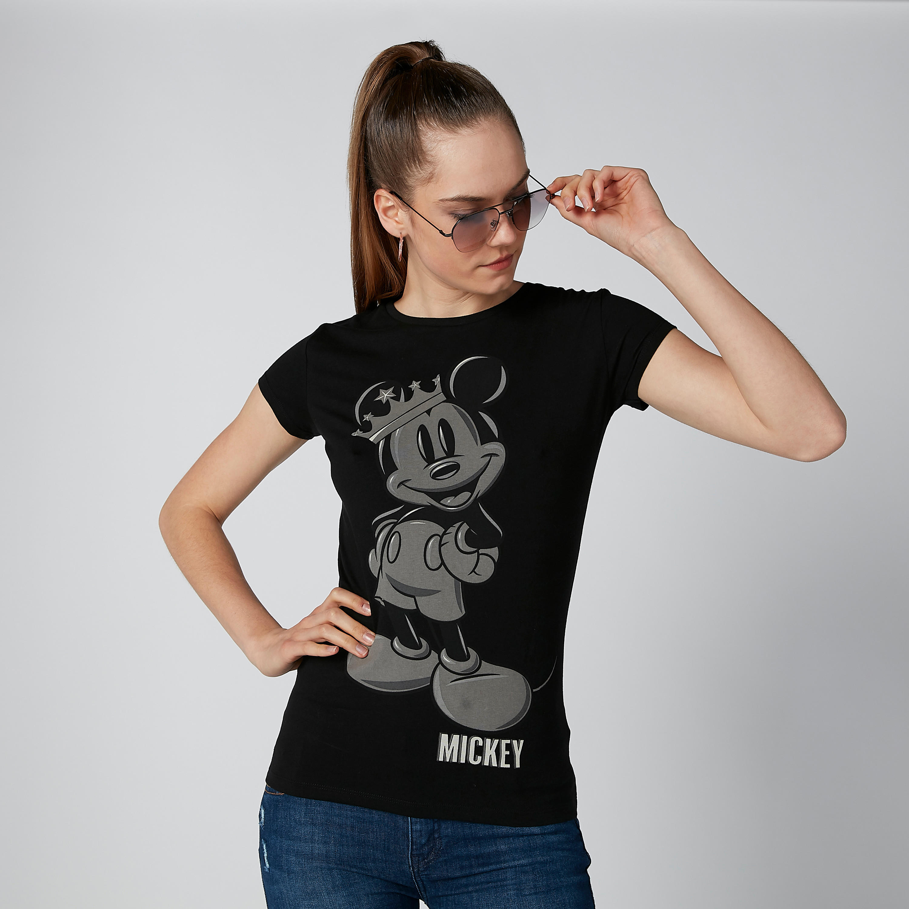 تيشيرت بقصّة سكيني وأكمام كاب وطبعات ميكي ماوس-women-clothing-tshirts-image-1