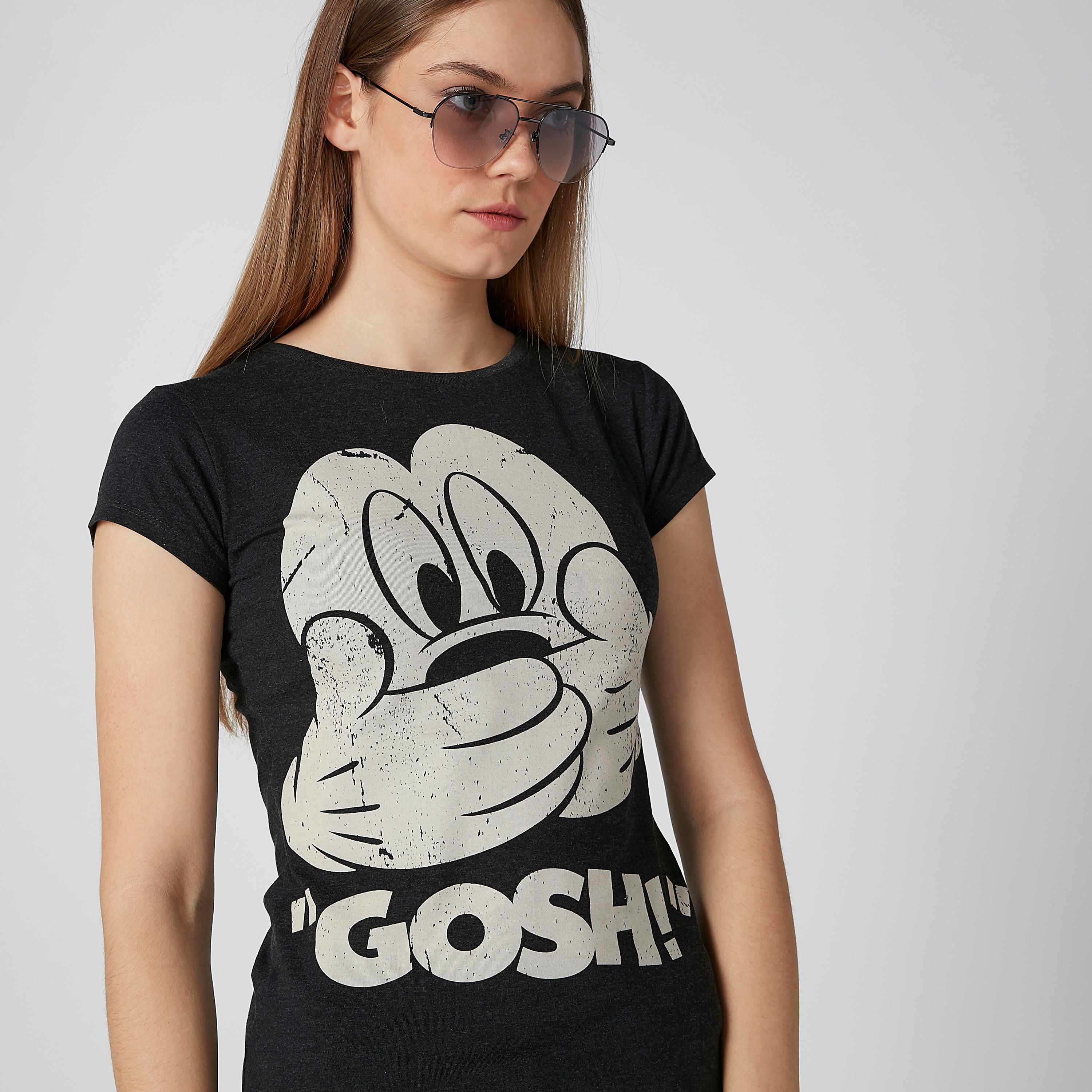 تيشيرت بياقة مستديرة وطبعات ميكي ماوس-women-clothing-tshirts-image-3