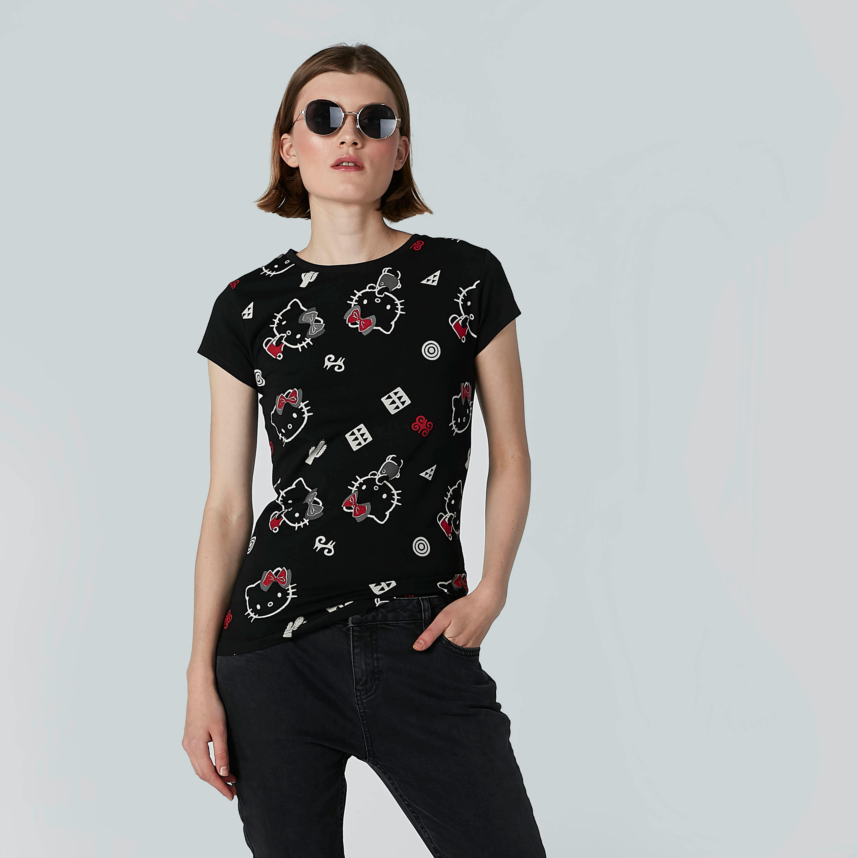 Hello Kitty Printed T-shirt with Cap Sleeves and Round Neck-women-clothing-tshirts-image-1