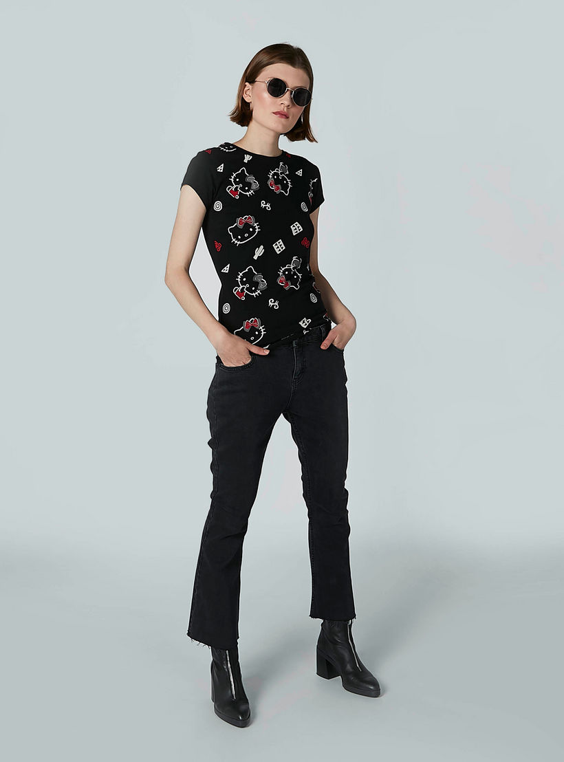 Hello Kitty Printed T-shirt with Cap Sleeves and Round Neck-women-clothing-tshirts-image-2