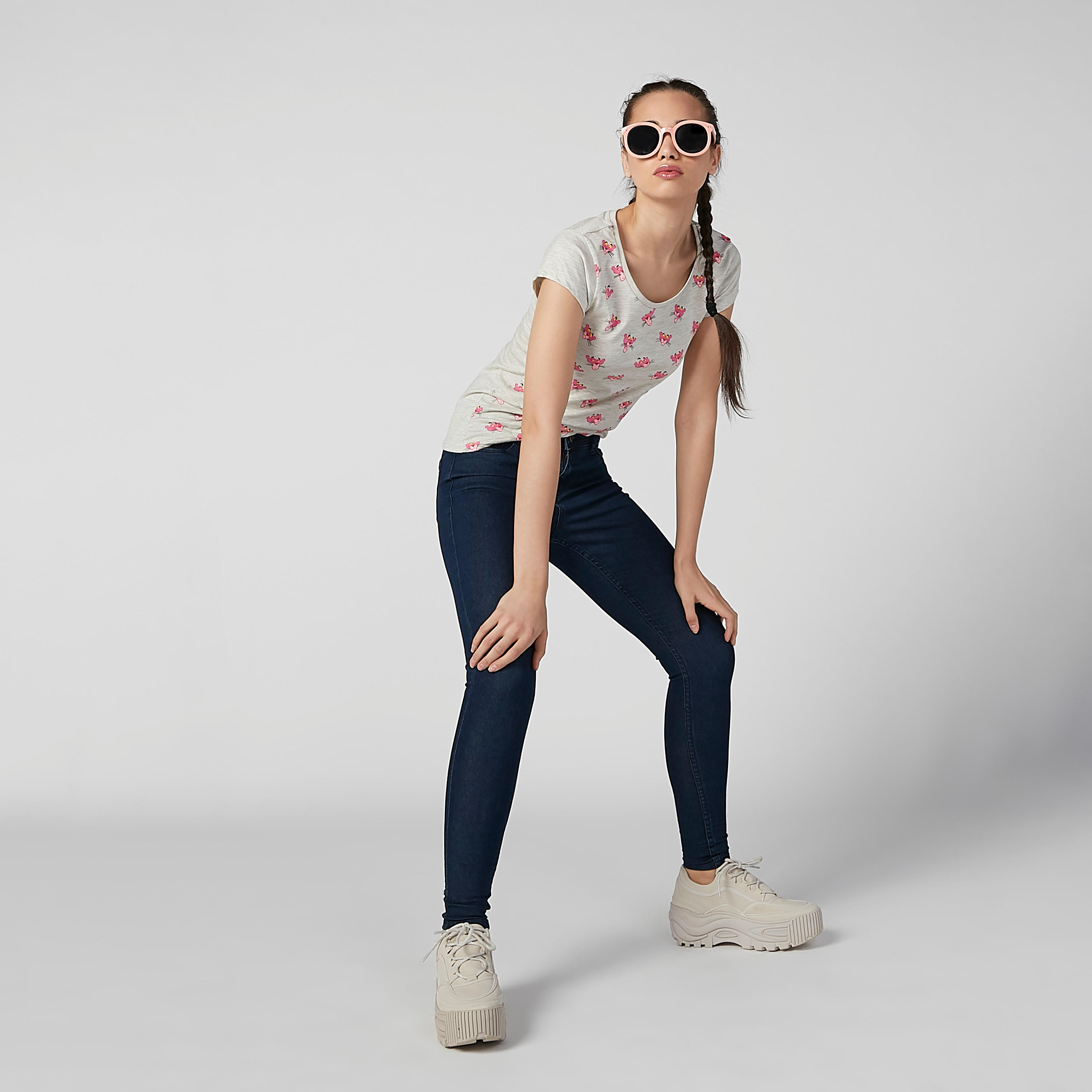 تيشيرت بأكمام كاب وطبعات ذا بينك بانثر-women-clothing-tshirts-image-2