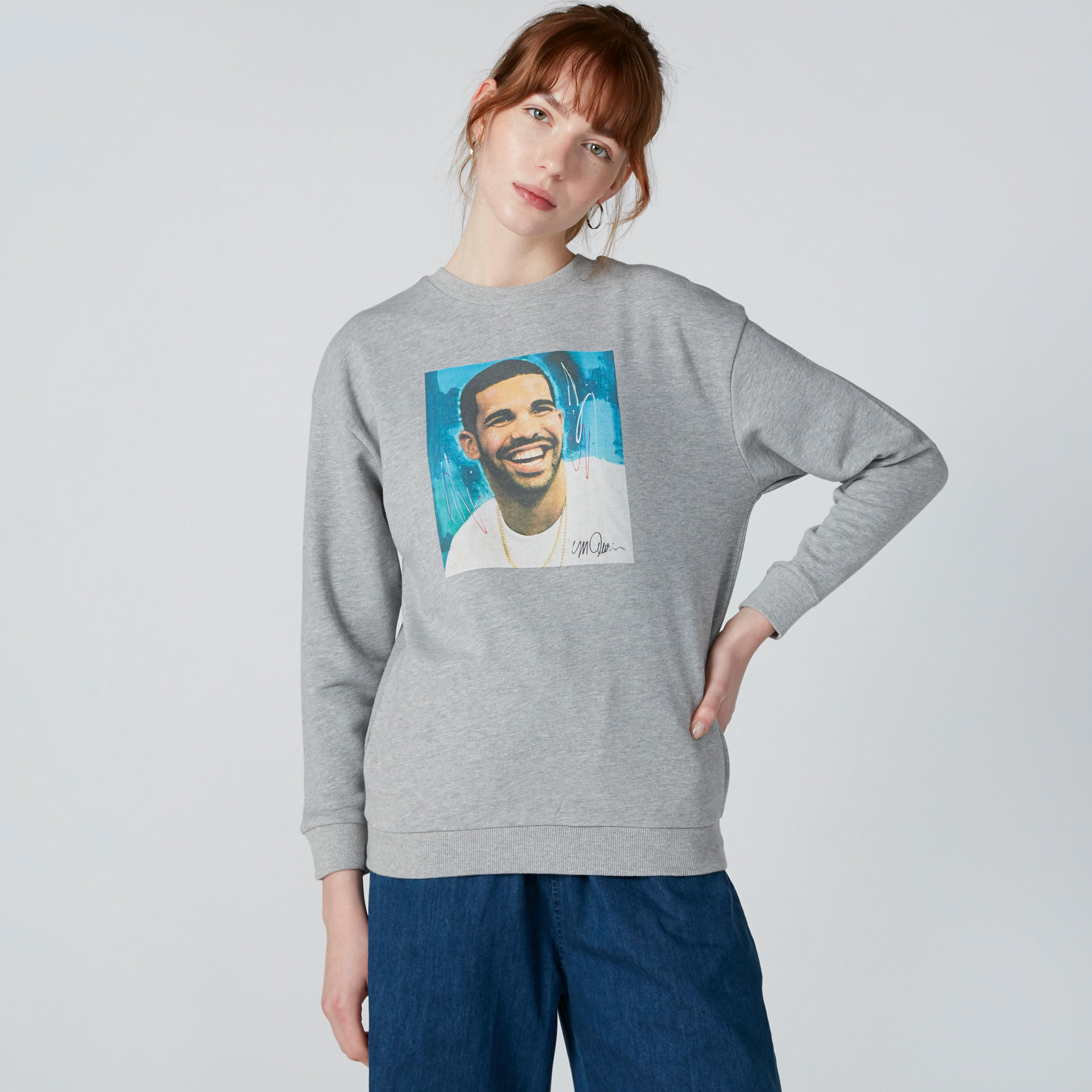 سويت شيرت بأكمام طويلة وطبعات درايك-women-winterwear-hoodiesandsweatshirts-sweatshirts-image-1