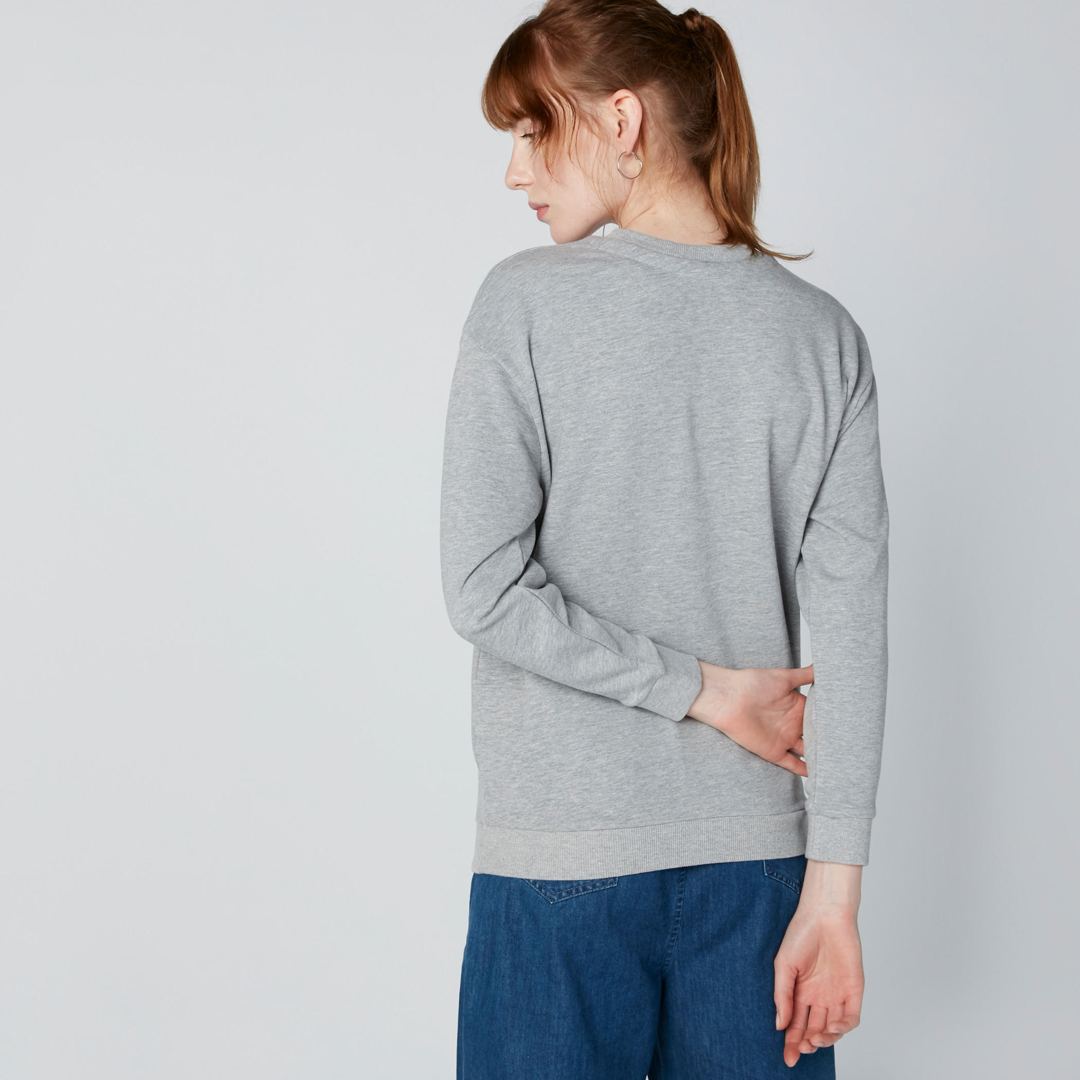سويت شيرت بأكمام طويلة وطبعات درايك-women-winterwear-hoodiesandsweatshirts-sweatshirts-image-2