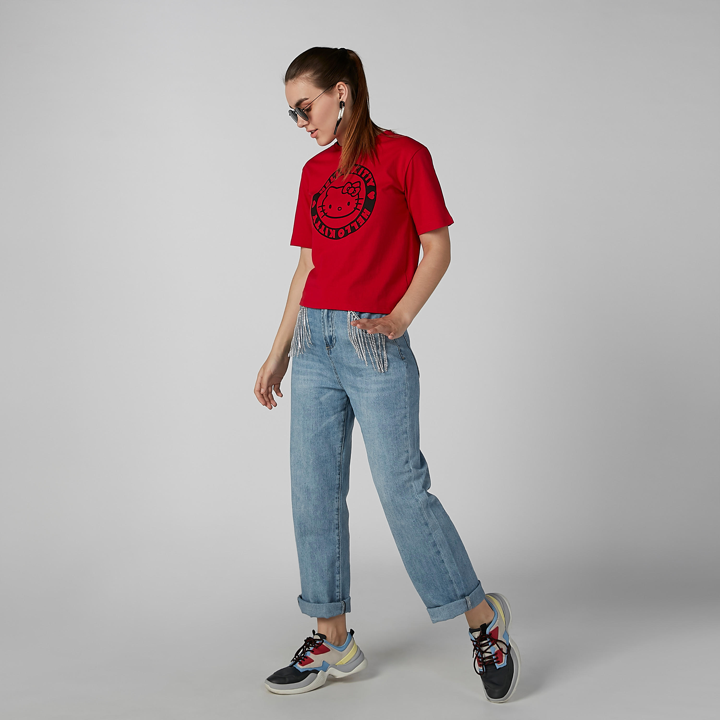 تيشيرت بياقة مستديرة وأكمام قصيرة وطبعات هالو كيتي-women-clothing-tshirts-image-1