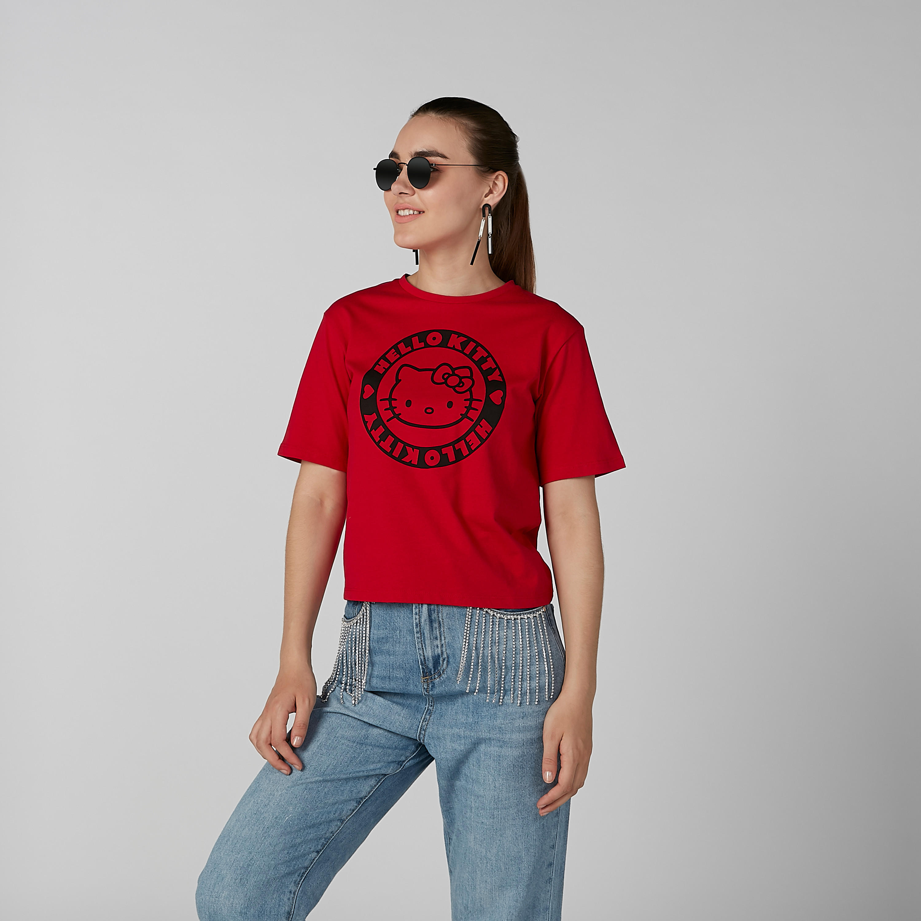 تيشيرت بياقة مستديرة وأكمام قصيرة وطبعات هالو كيتي-women-clothing-tshirts-image-2